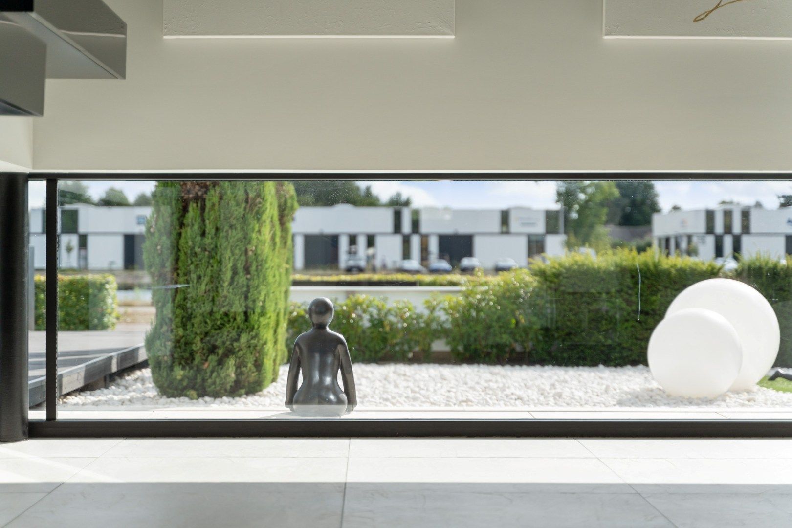 Unieke designvilla met zwembad en panoramisch uitzicht op het Albertkanaal foto 15