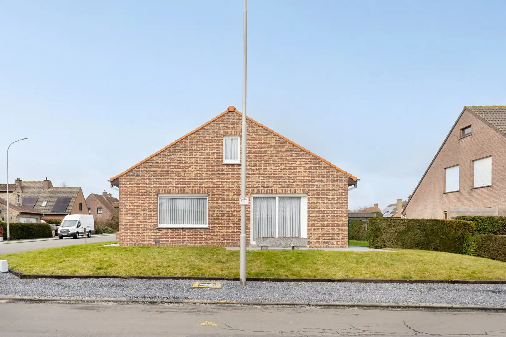 Uiterst verzorgde, gelijkvloerse villa met 2 slaapkamers en ruime garage! foto 21