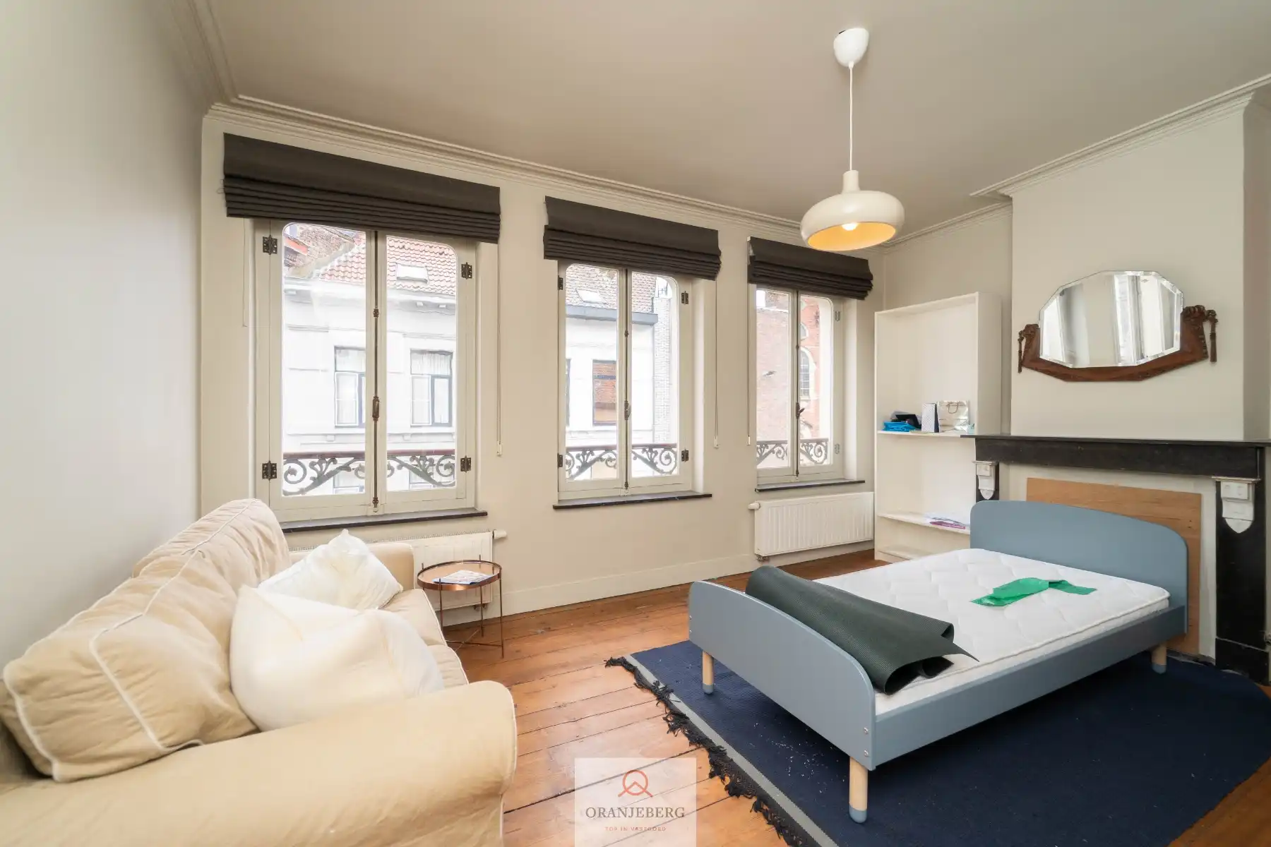 Karaktervol handelspand  (256 m²)met woonst in historisch gebouw foto 6