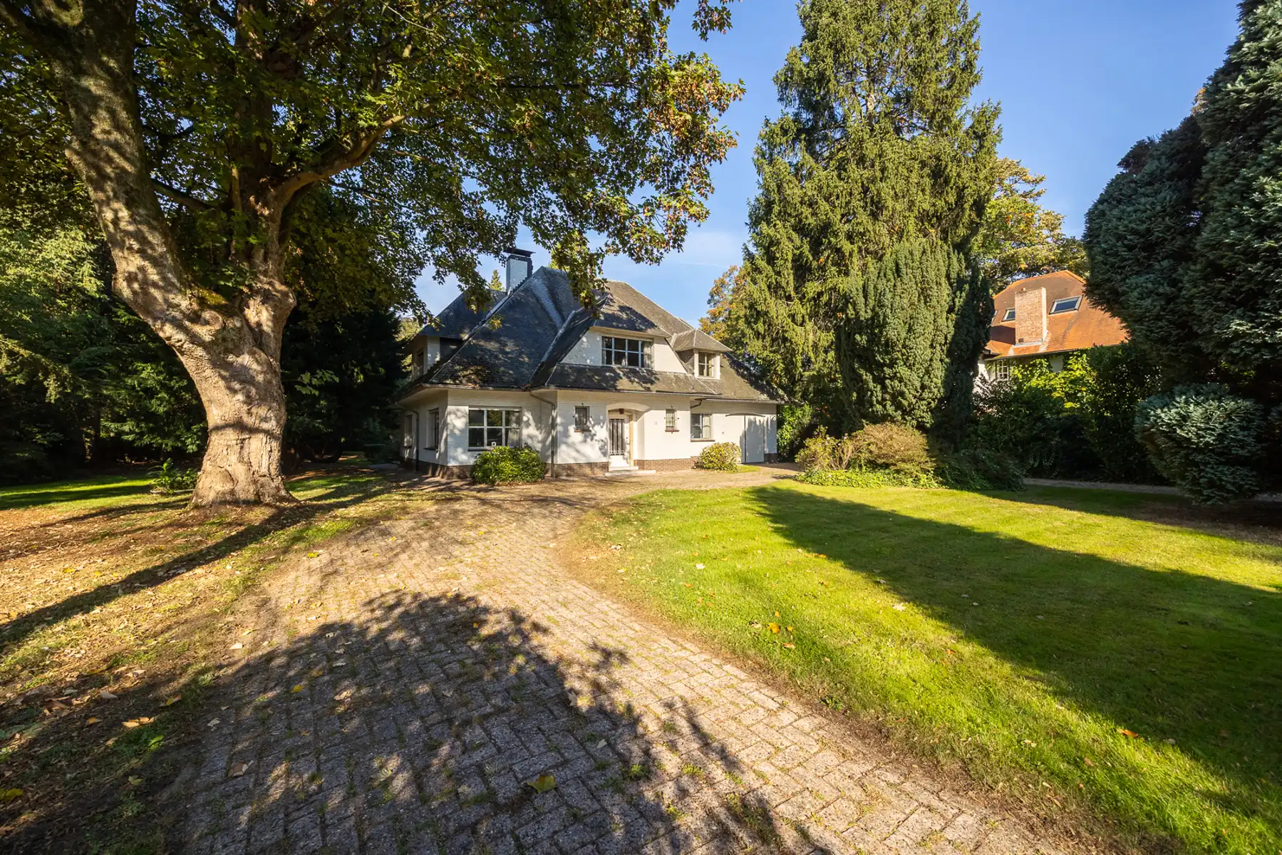 CHARMANTE VILLA OP UITZONDERLIJK PERCEEL VAN 4.656M² foto 2