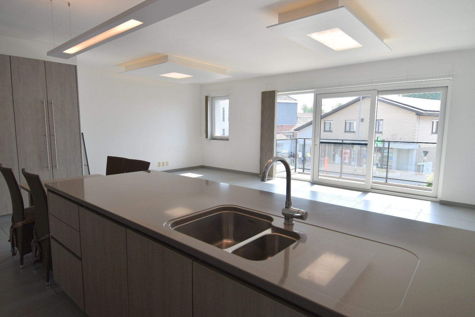 Appartement met 2 slaapkamers in het hartje van Gullegem foto 3