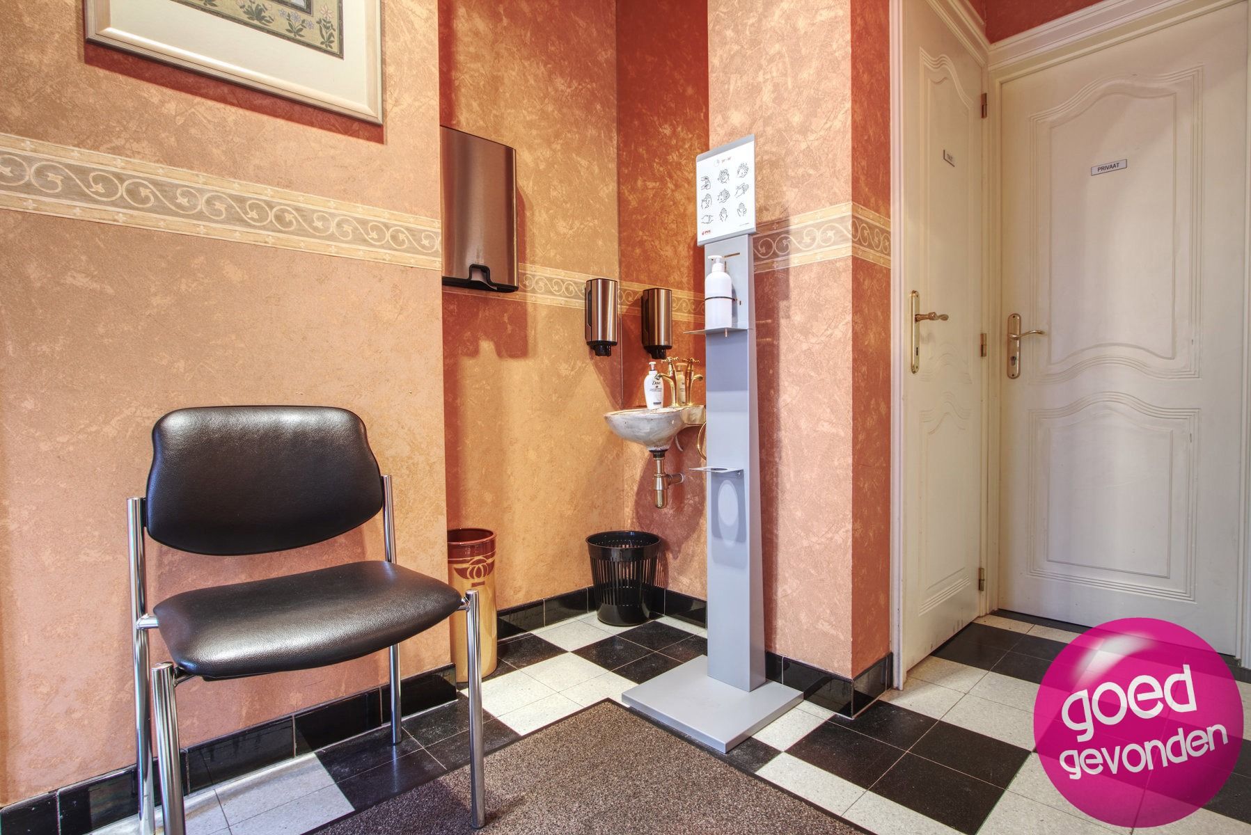 WONING - PRAKTIJK - 4 SLK - 3 BDK - TUIN - TERRAS - PARKING foto 7