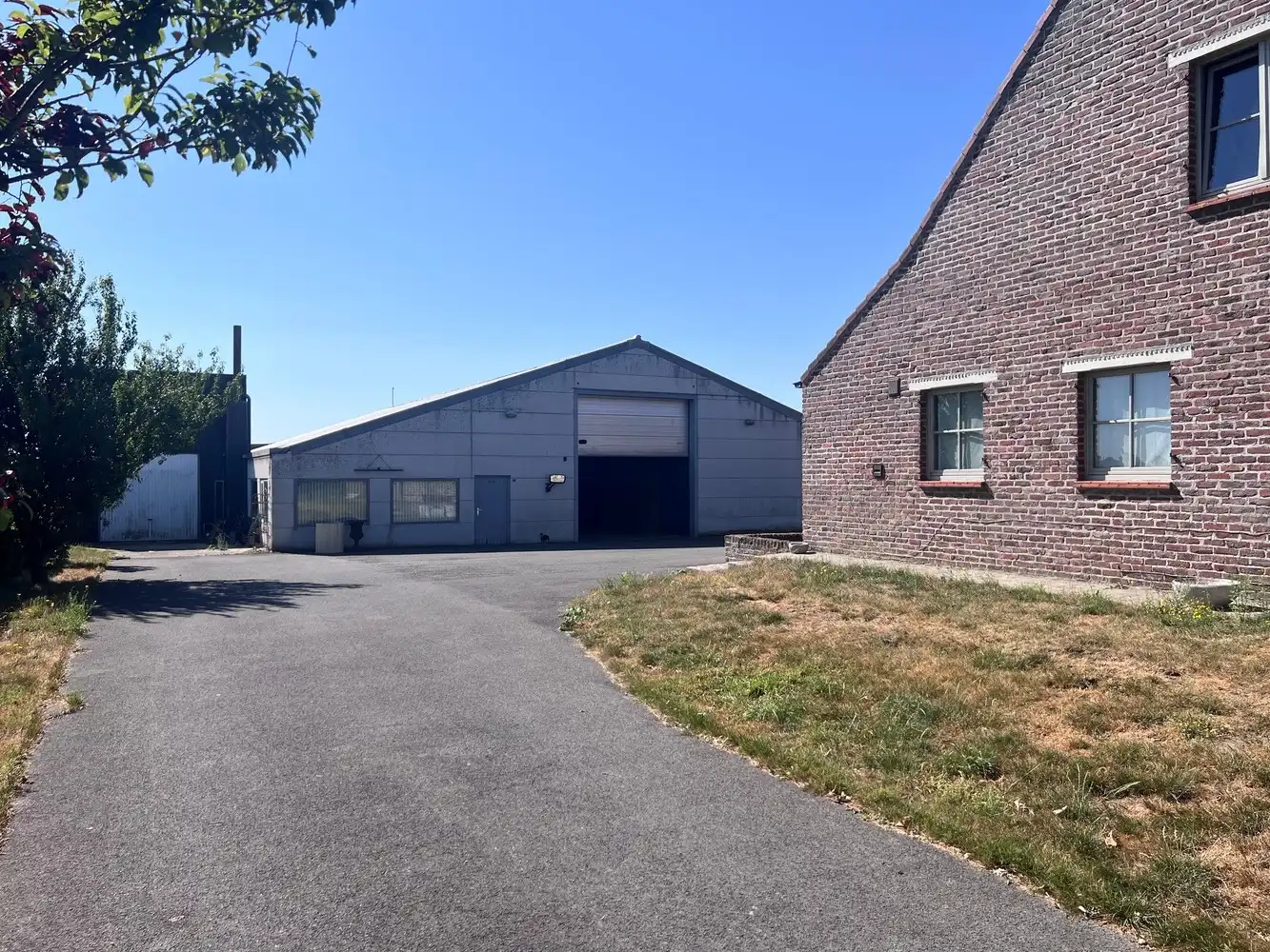 Ruime villa met 5 slaapkamers en loods foto 13