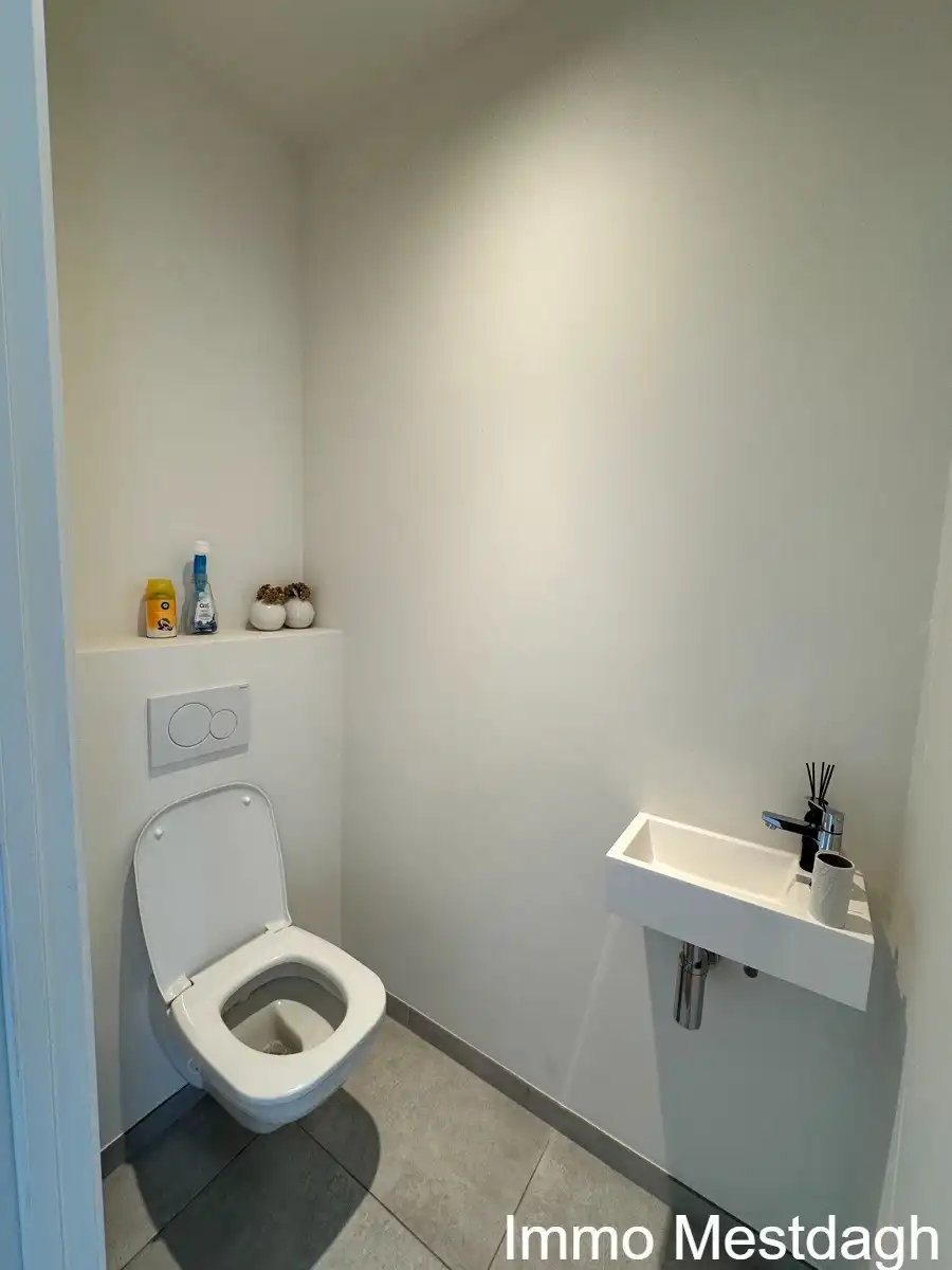 Unieke Penthouse met Panoramisch Uitzicht & Terrassen Rondom foto 29