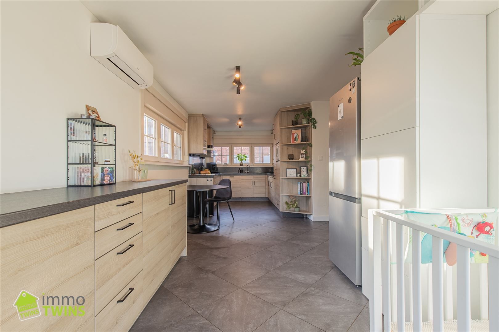 Centraal gelegen HOB in Hamme met 3 slpks, tuin & garage foto 11