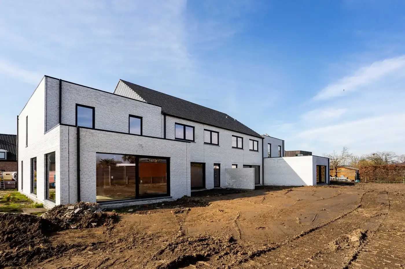 Nieuwbouwwoning in centrum Deerlijk foto 4