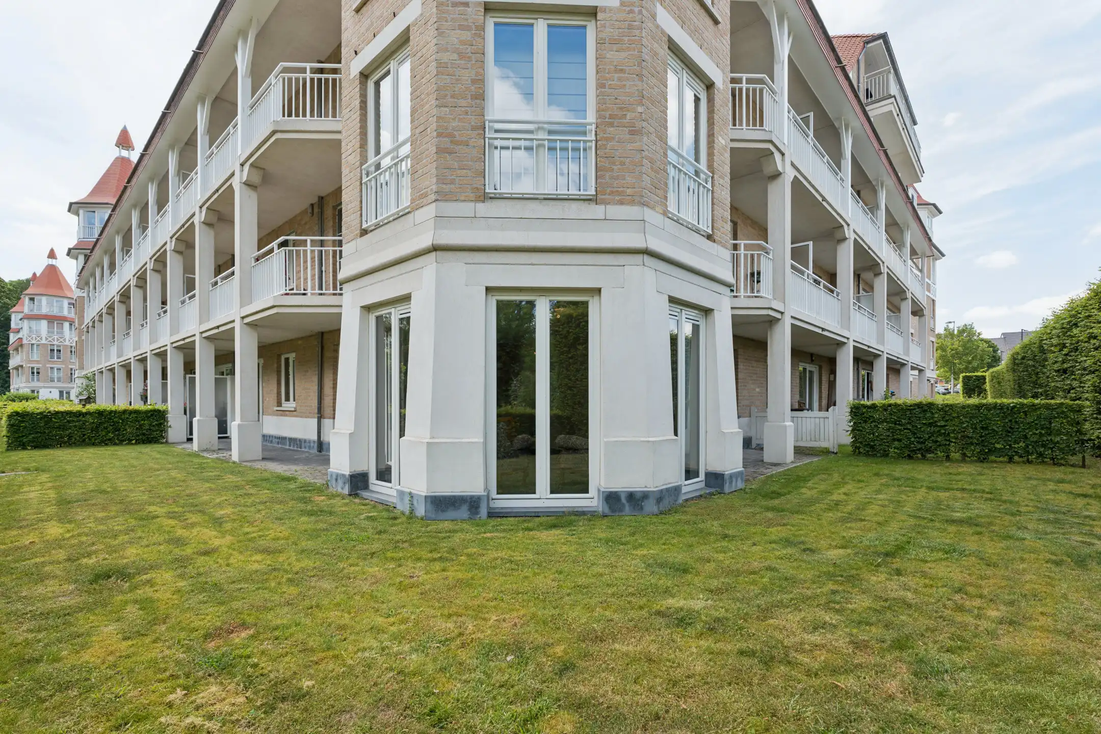 Rustig gelegen gelijkvloers appartement met 2 slaapkamers foto 23