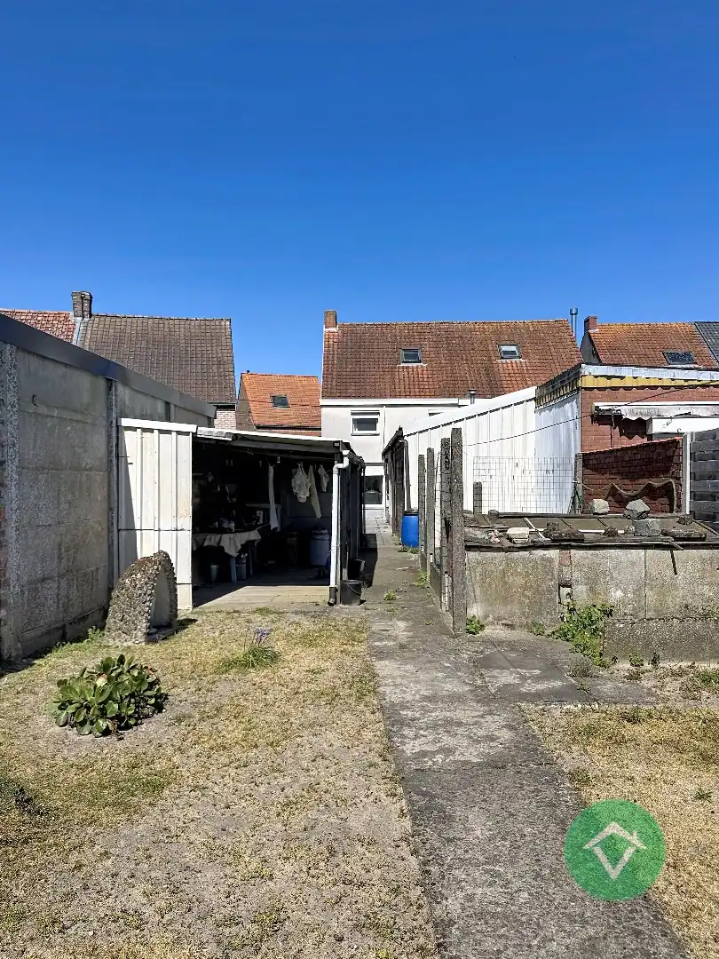 Woning met 2 slaapkamers en garage in centrum Koekelare foto 25