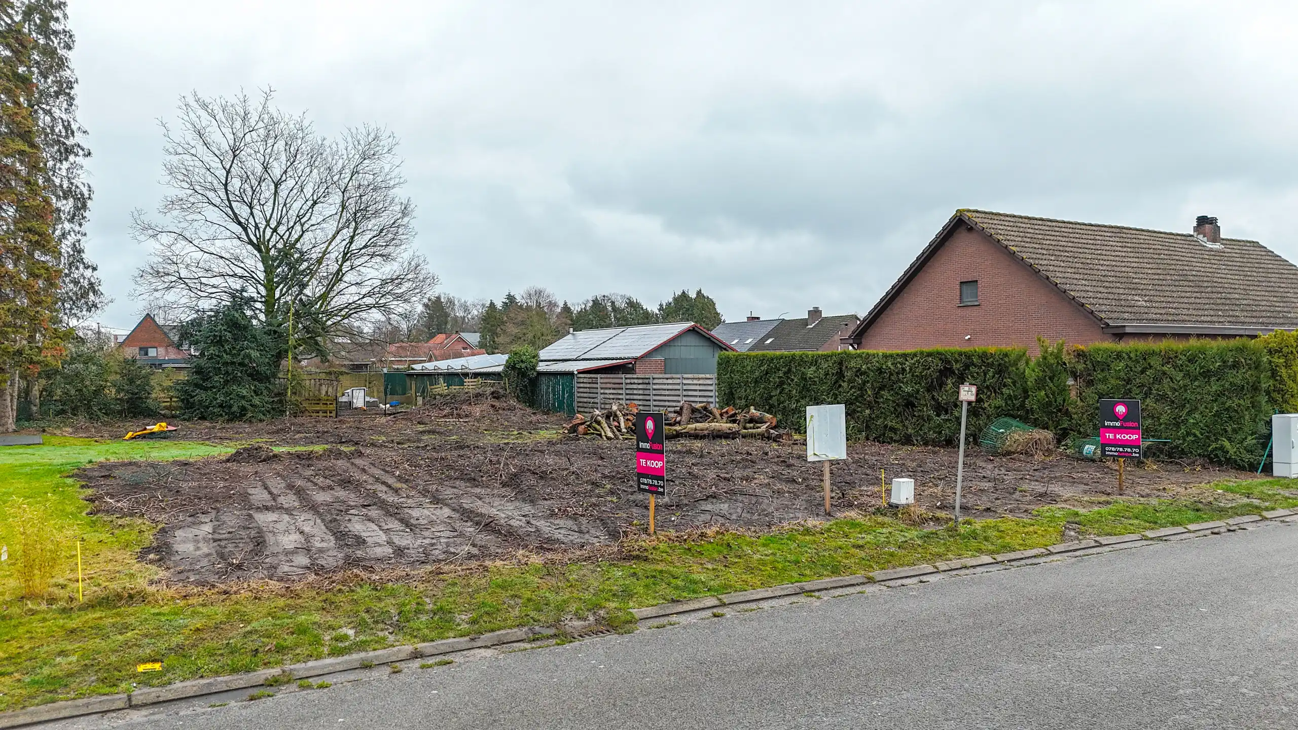 Direct bouwklare grond met vergunde plannen te Heppen! foto 4