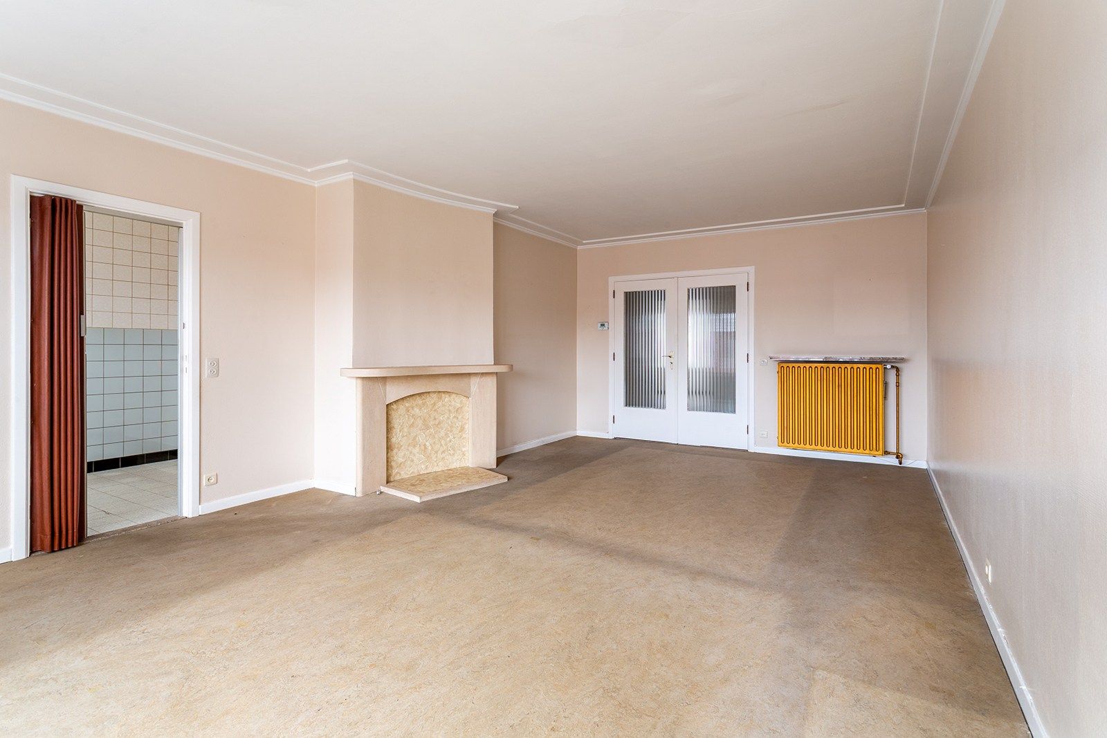 Ruim, licht appartement met 2 slaapkamers en terras foto 11