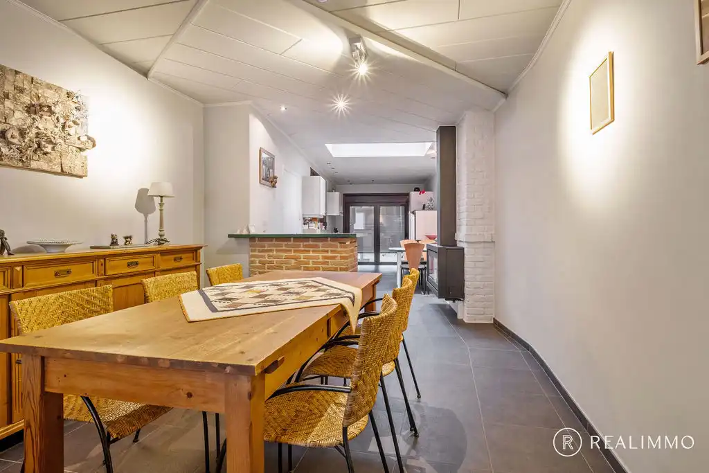 Gezellige en charmante woning te St-Denijs! foto 4