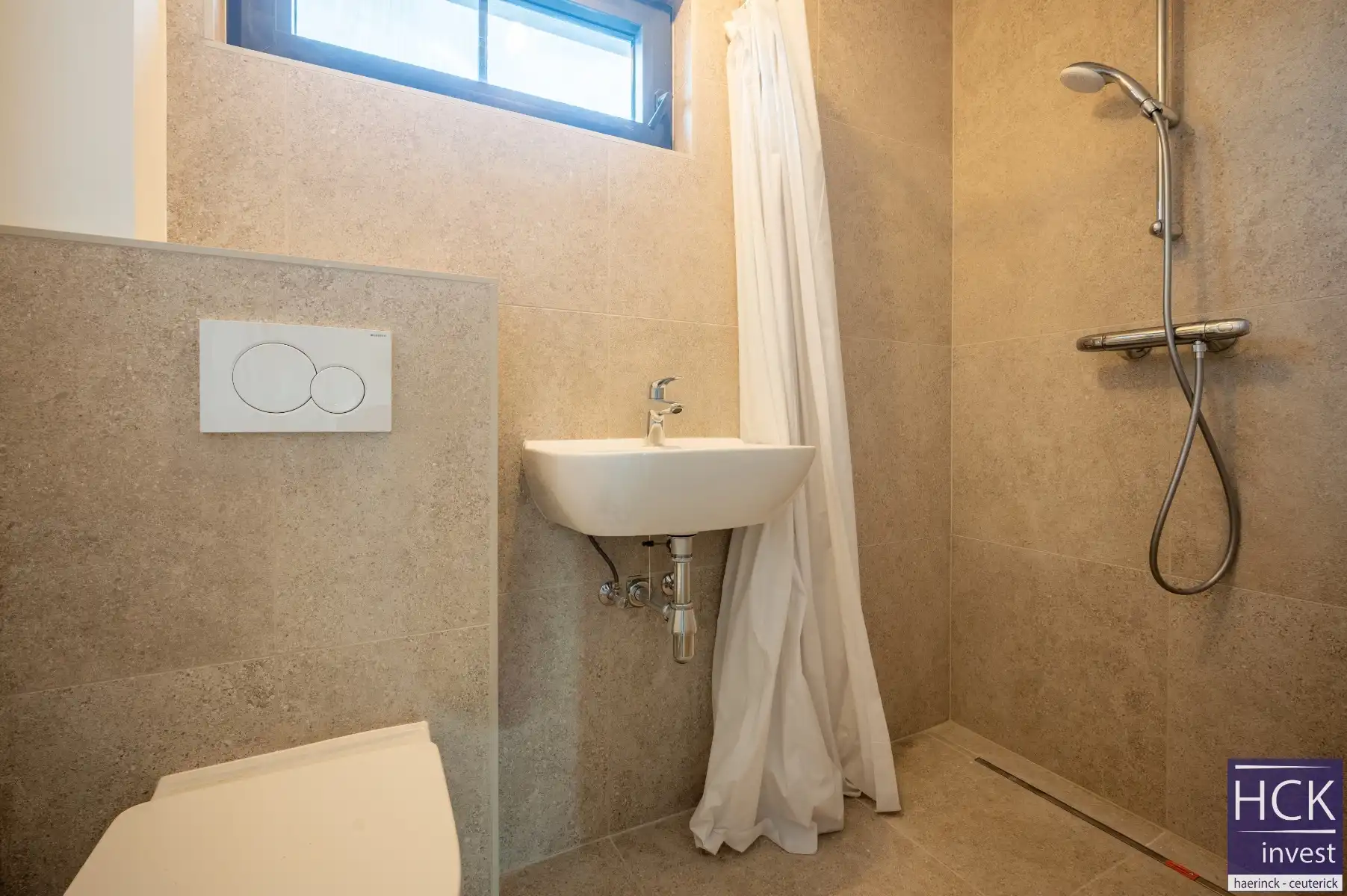 KRUISHOUTEM - Zeer gunstig gelegen luxueuze woning op 1.026 m² foto 18