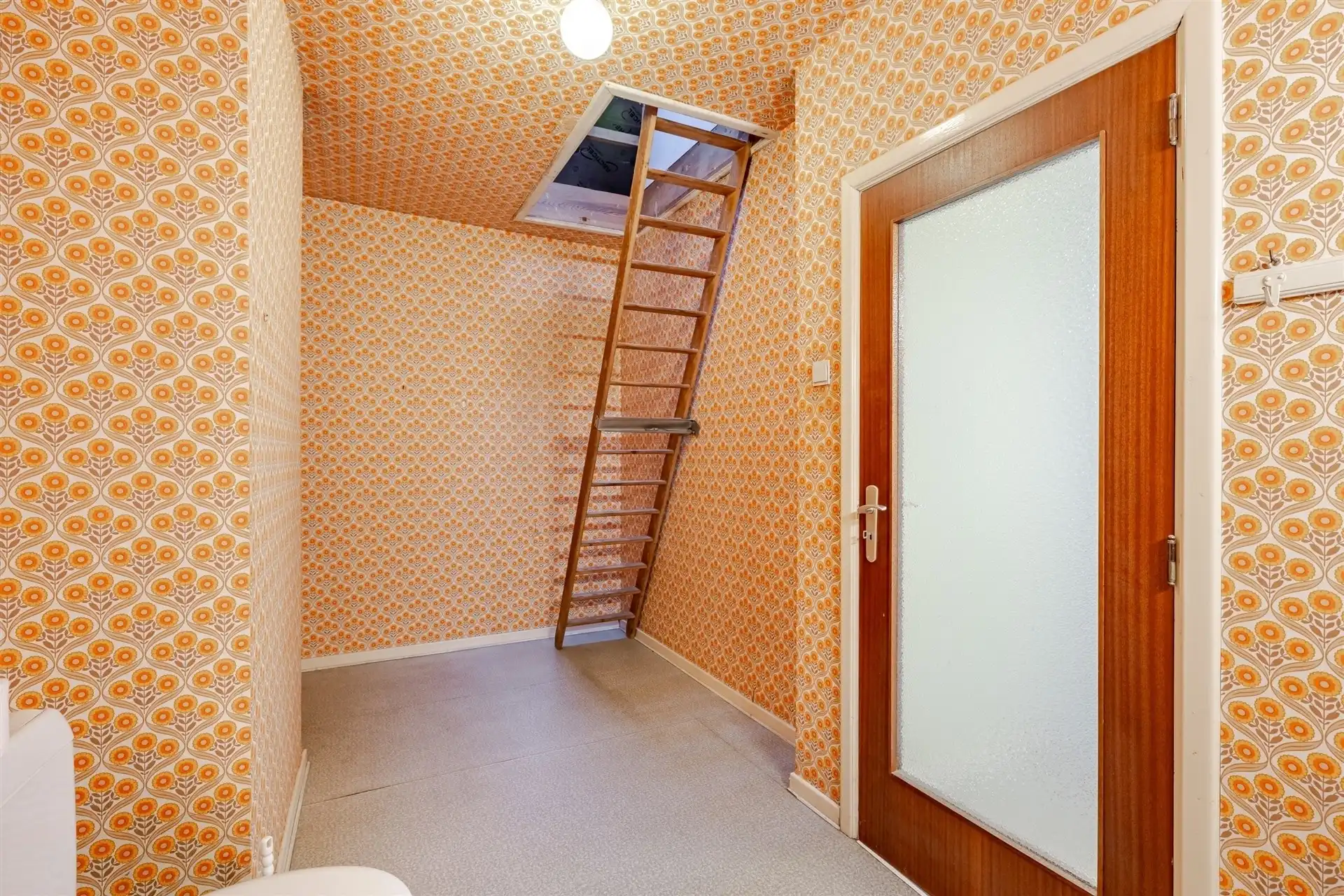 Charmante woning vlakbij centrum Oostakker. foto 18