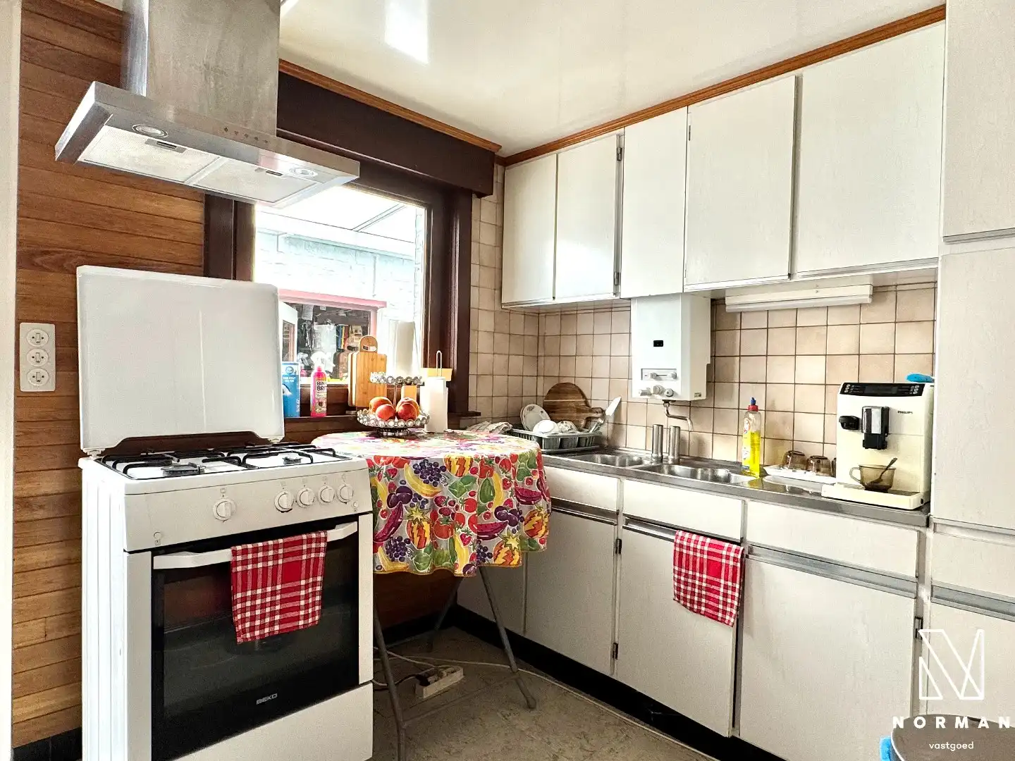 Instapklare woning te koop in Bavikhove met 3 slaapkamers, 2 badkamers en werkatlier op rustige, landelijke ligging! foto 7