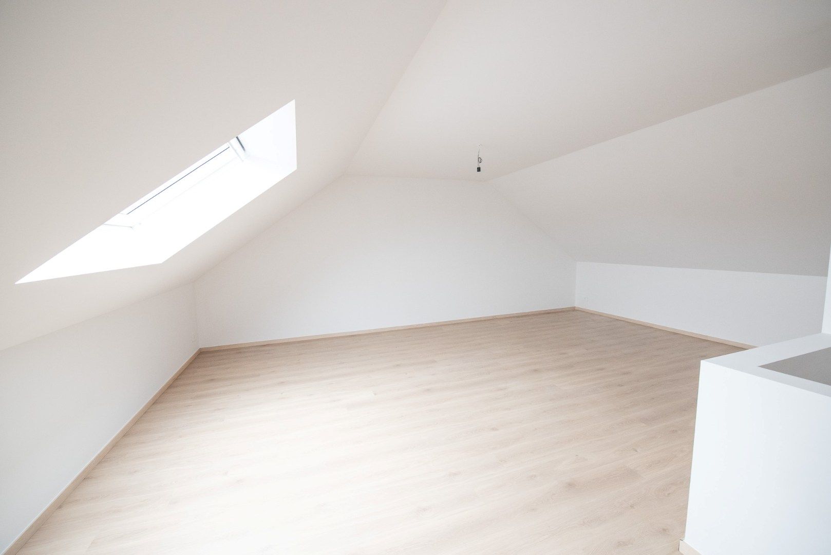 Nieuwbouwwoning met tuin en 4 slaapkamers in Zulte te huur! foto 13