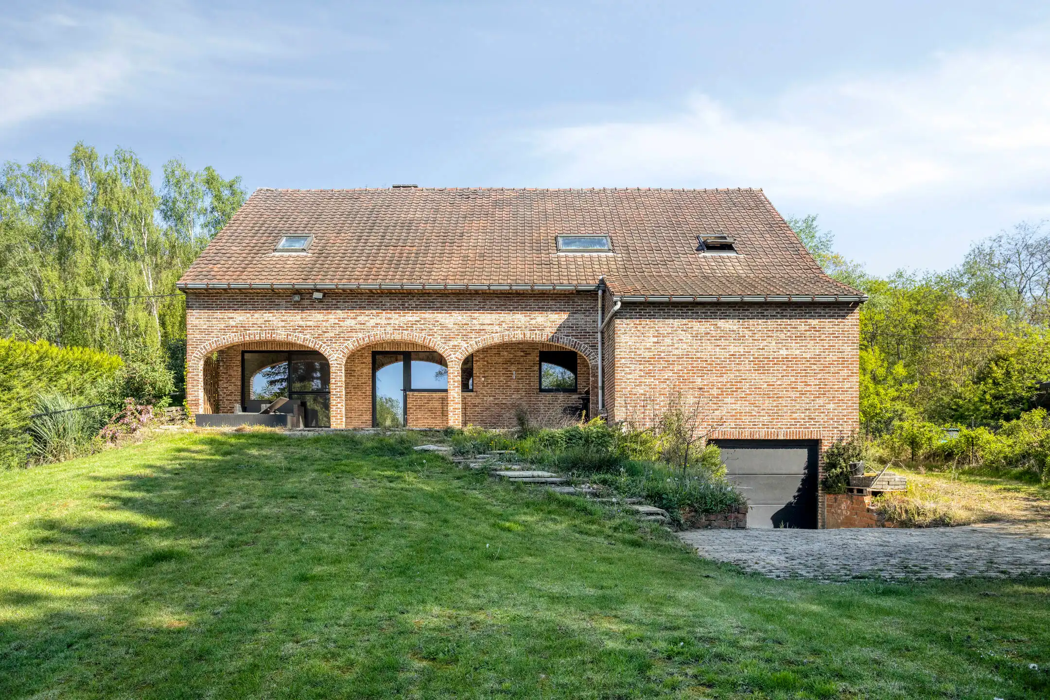 Te renoveren vrijstaande woning met veel potentieel foto 26