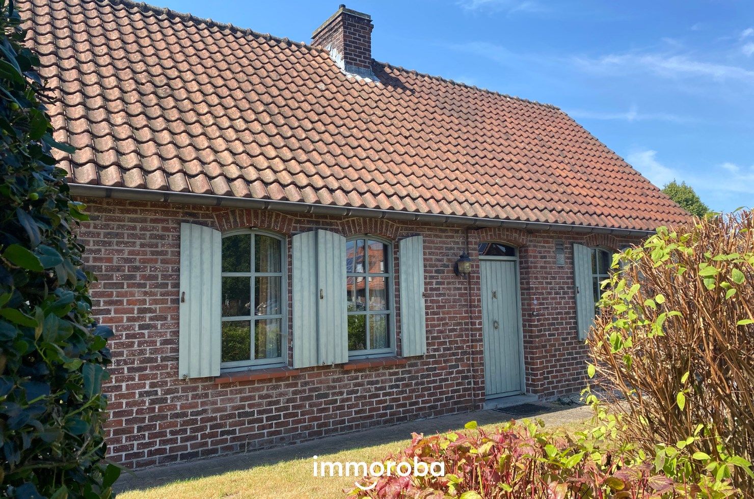 Goed gelegen alleenstaande woning te koop te Waregem. foto 1