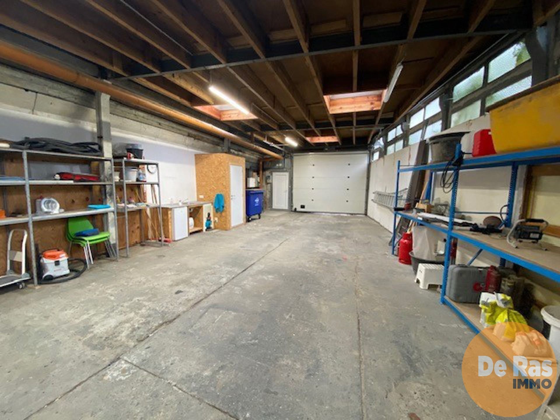 EREMBODEGEM: Loods 190m²  + tuin 5a 27ca foto {{pictureIndex}}