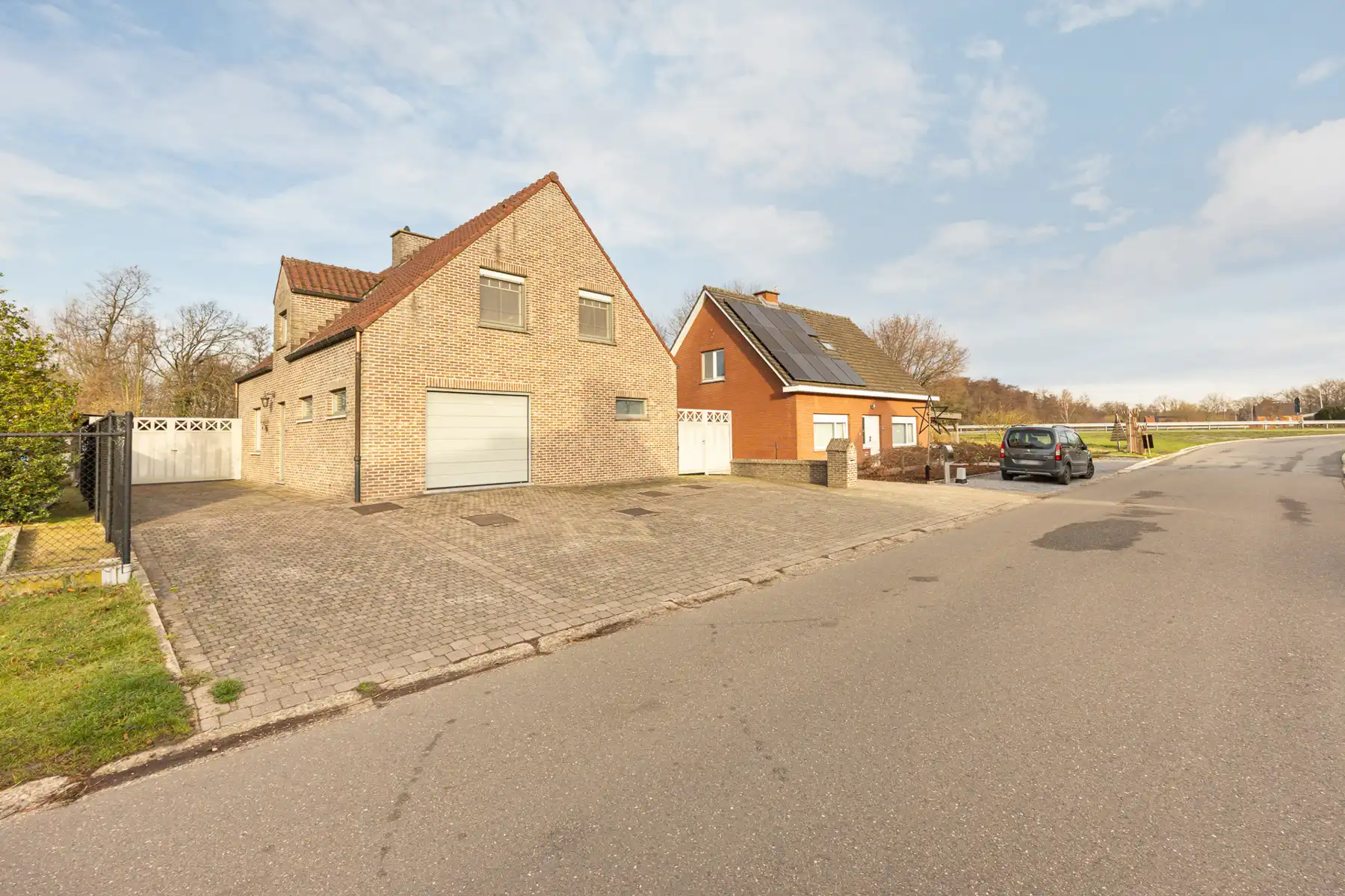 Huis te koop foto {{pictureIndex}}