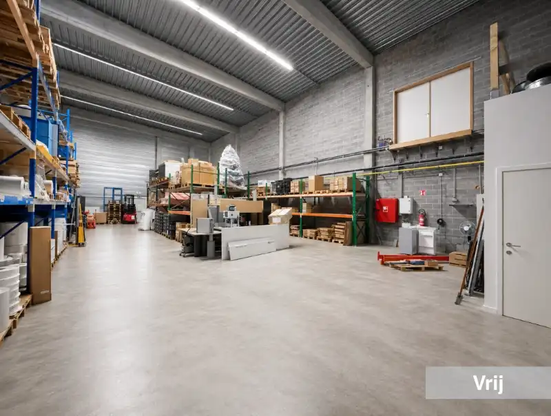 Sint-Niklaas - TE KOOP: Bedrijfsgebouw voor eigen gebruik of investering foto 4