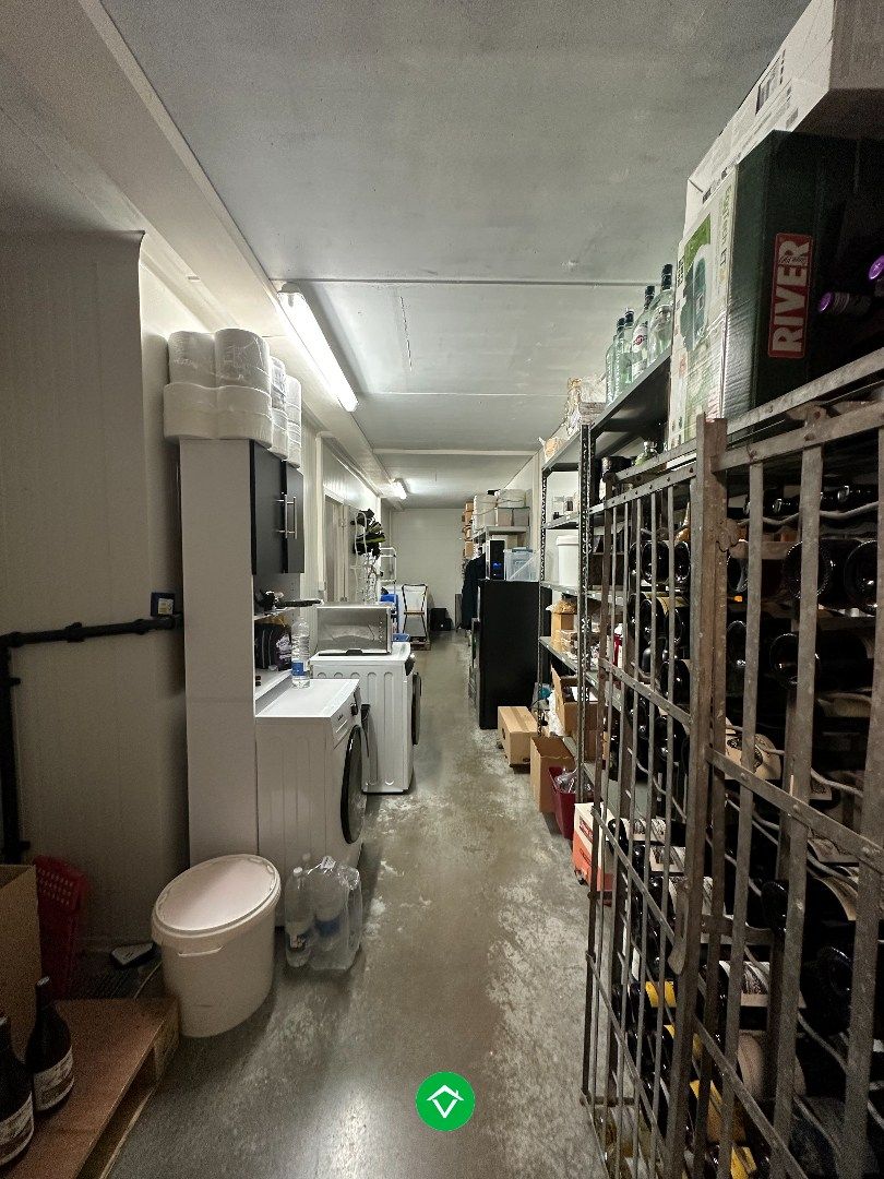 Combinatie wonen & werken: horecazaak met woonst in Eernegem foto 41