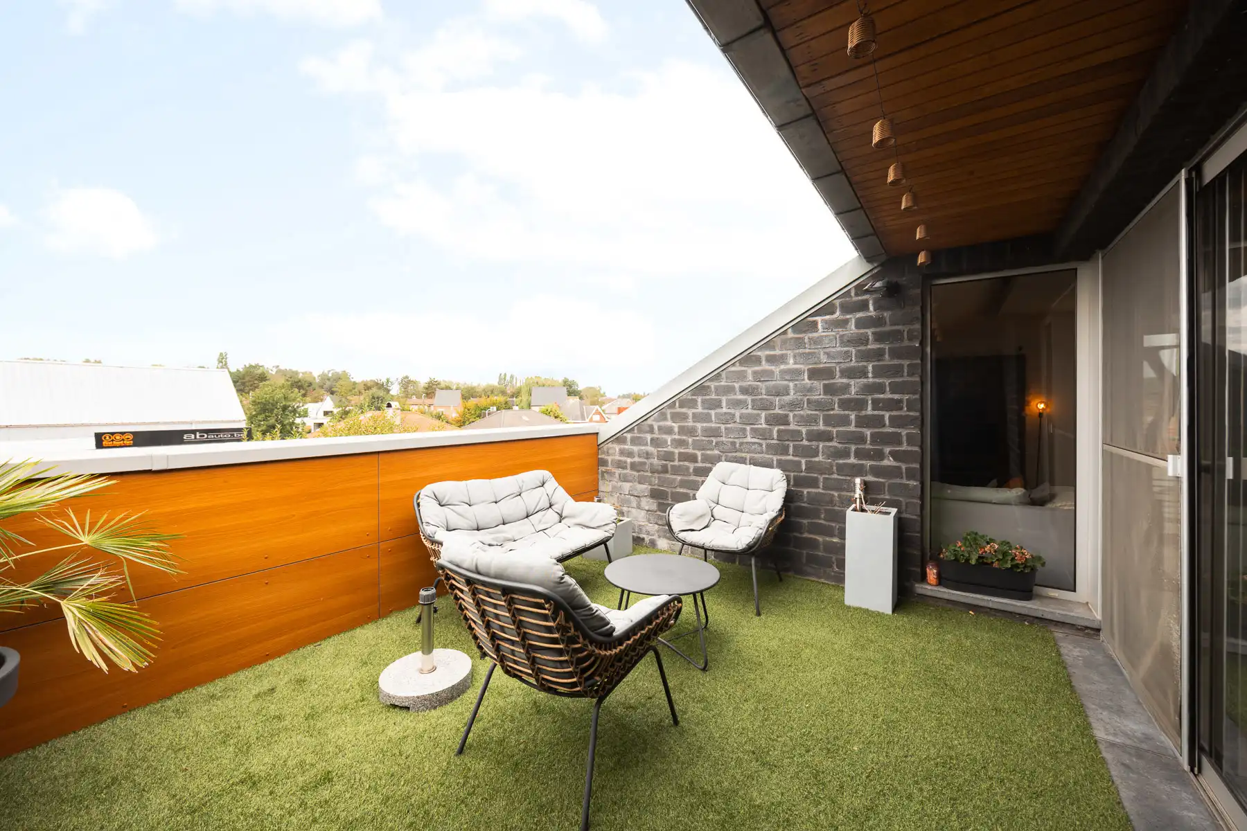 Prachtig dakappartement met ruime zolder en carport! foto 26