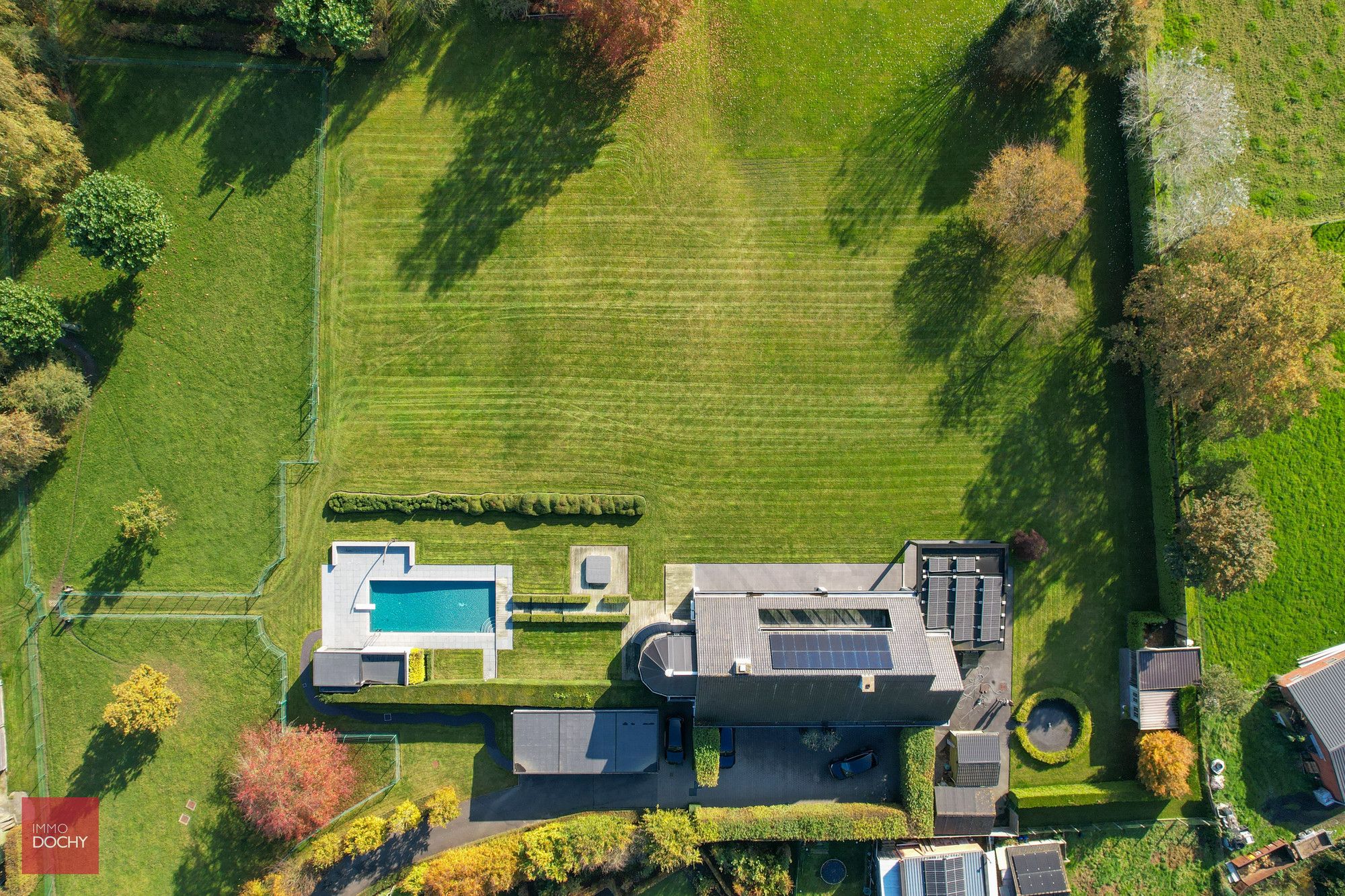 Instapklaar villa-landhuis met uniek groen landschap foto 6