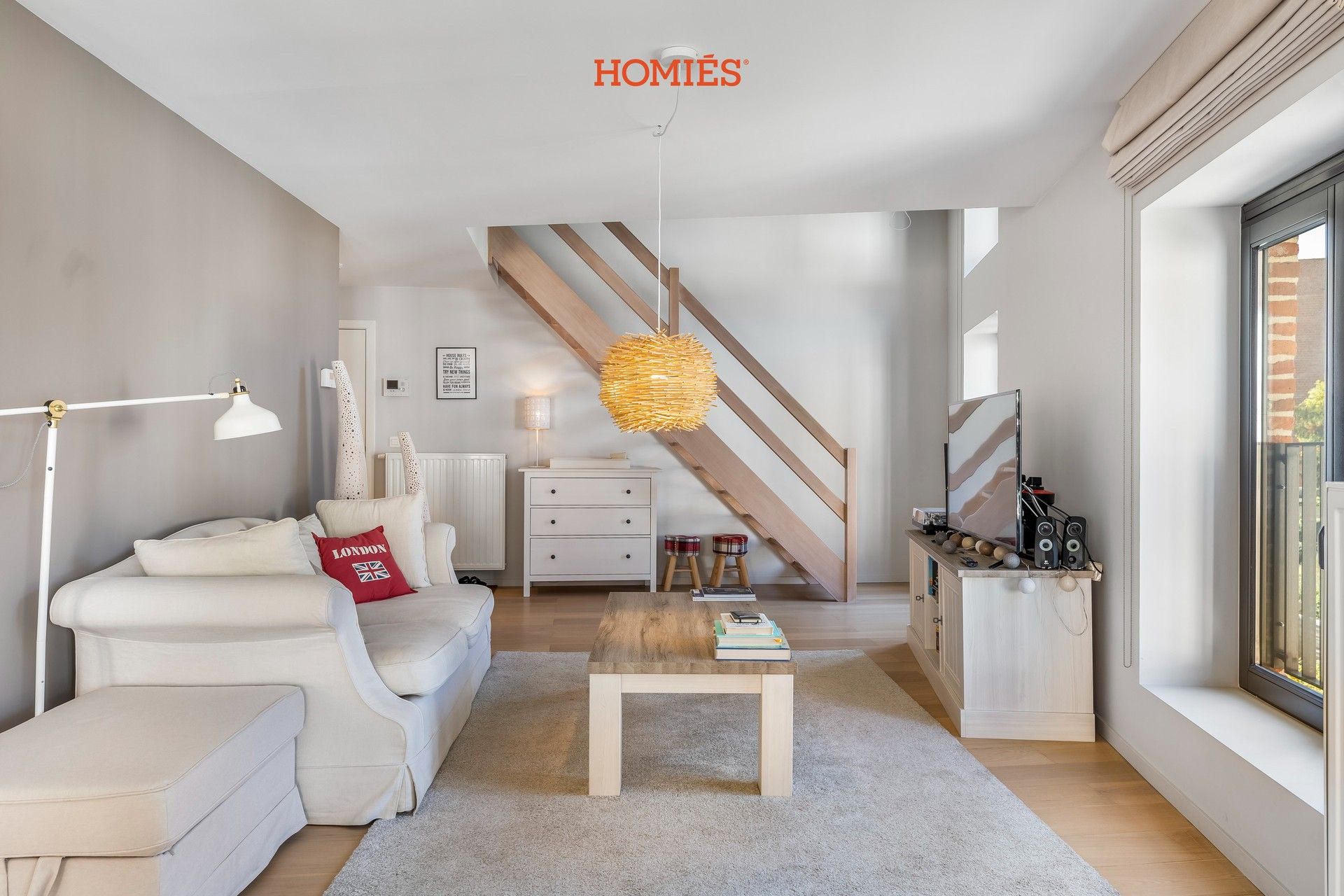 Lichtrijk hoekappartement met 2 slpks in cenrum Leuven foto 8