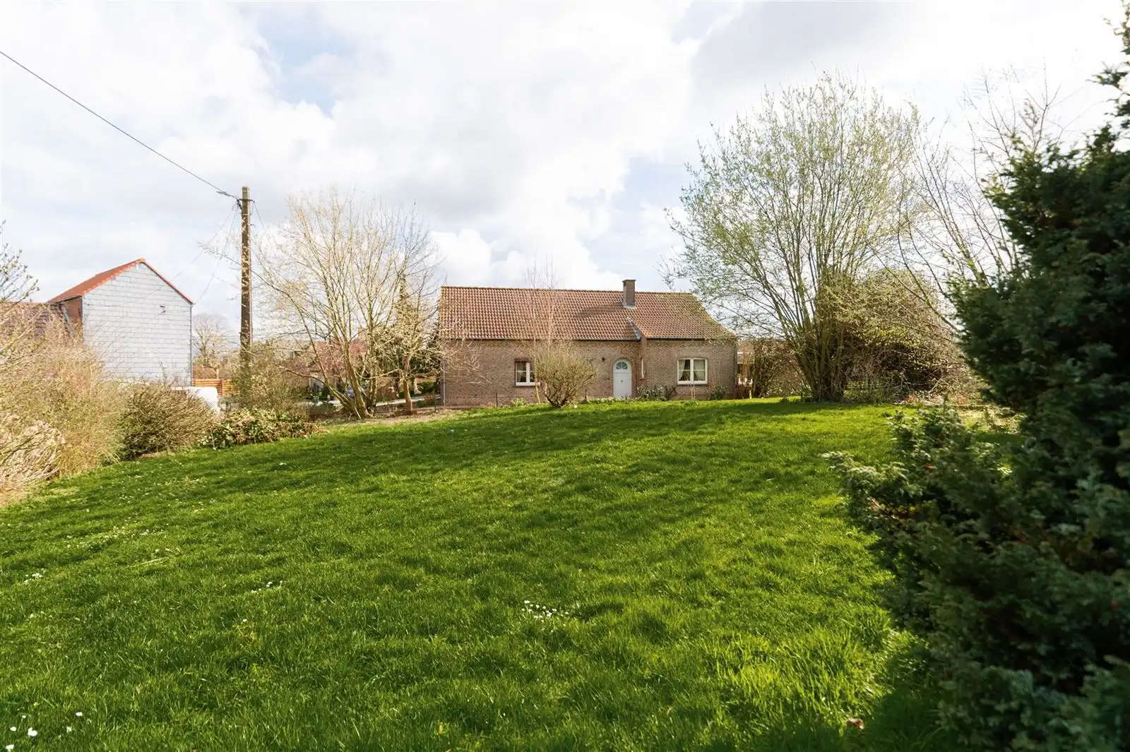 Villa in doodlopend straatje op wandelafstand van centrum foto 10