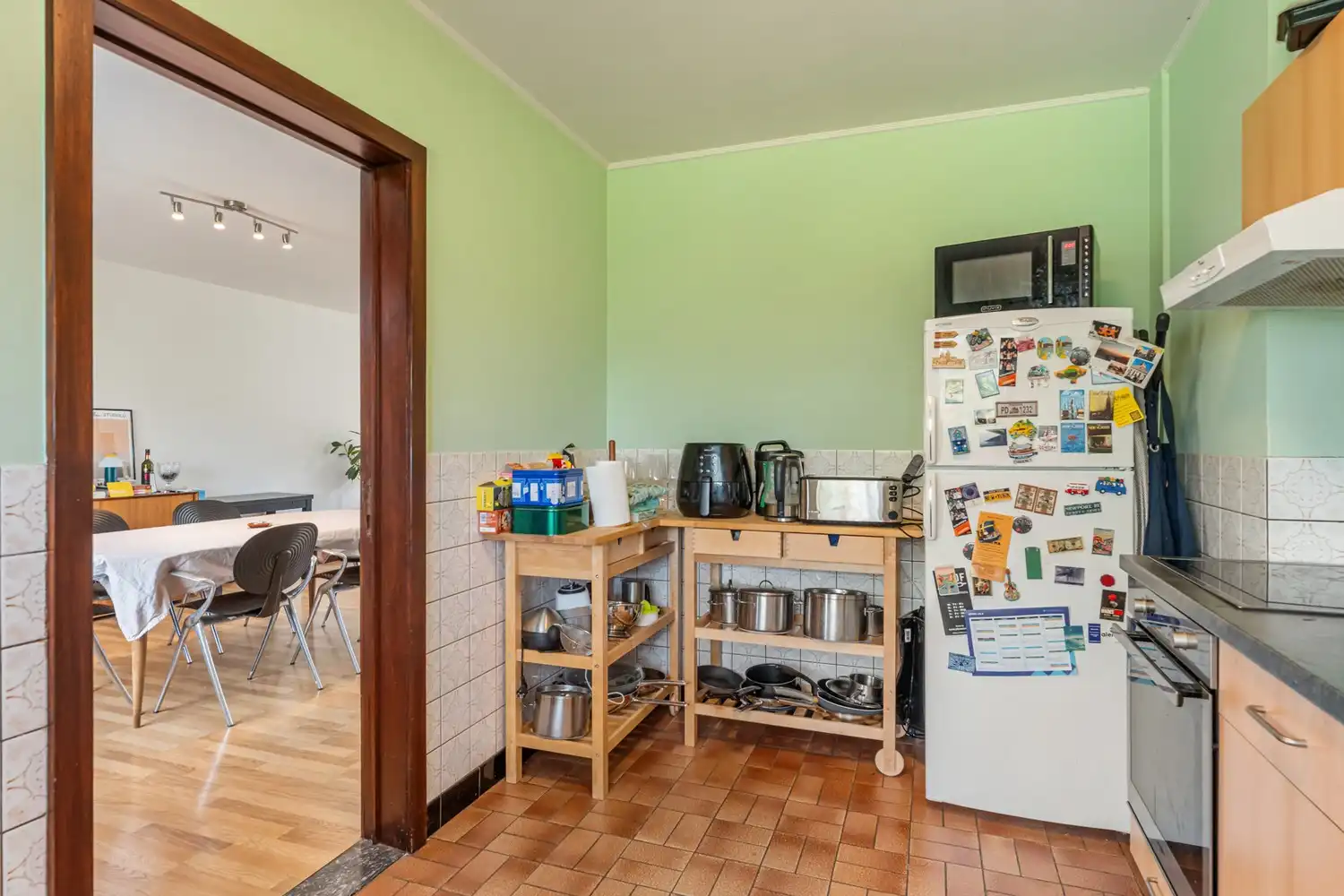 Gerenoveerde en energiezuinige woning met 3 slaapkamers, een diepe tuin en een garage met een oprit op een toplocatie te Kessel-Lo! foto 17