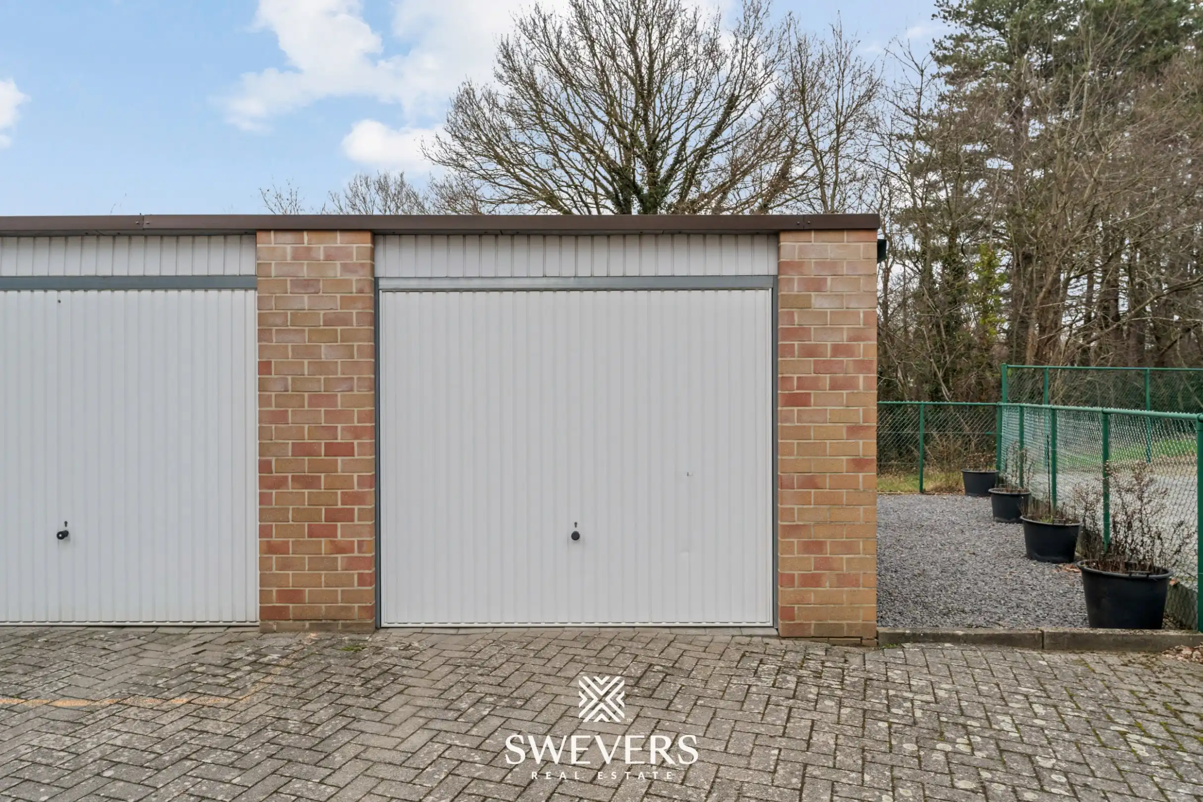 Ruim duplex appartement met 2 slaapkamers, terras en garage in Heusden-Zolder foto 17