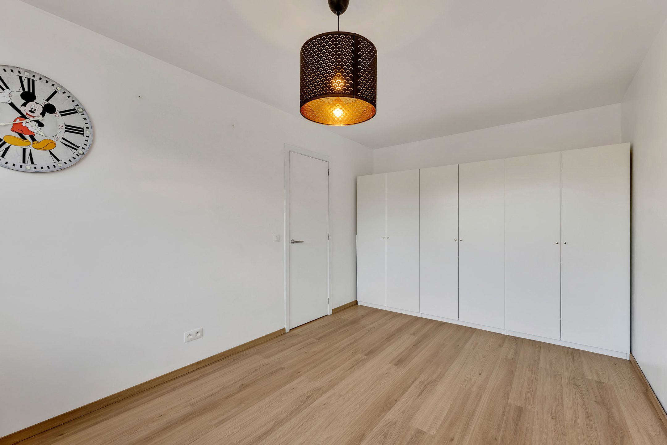 Nieuwbouwwoning met garage op rustige ligging foto 13