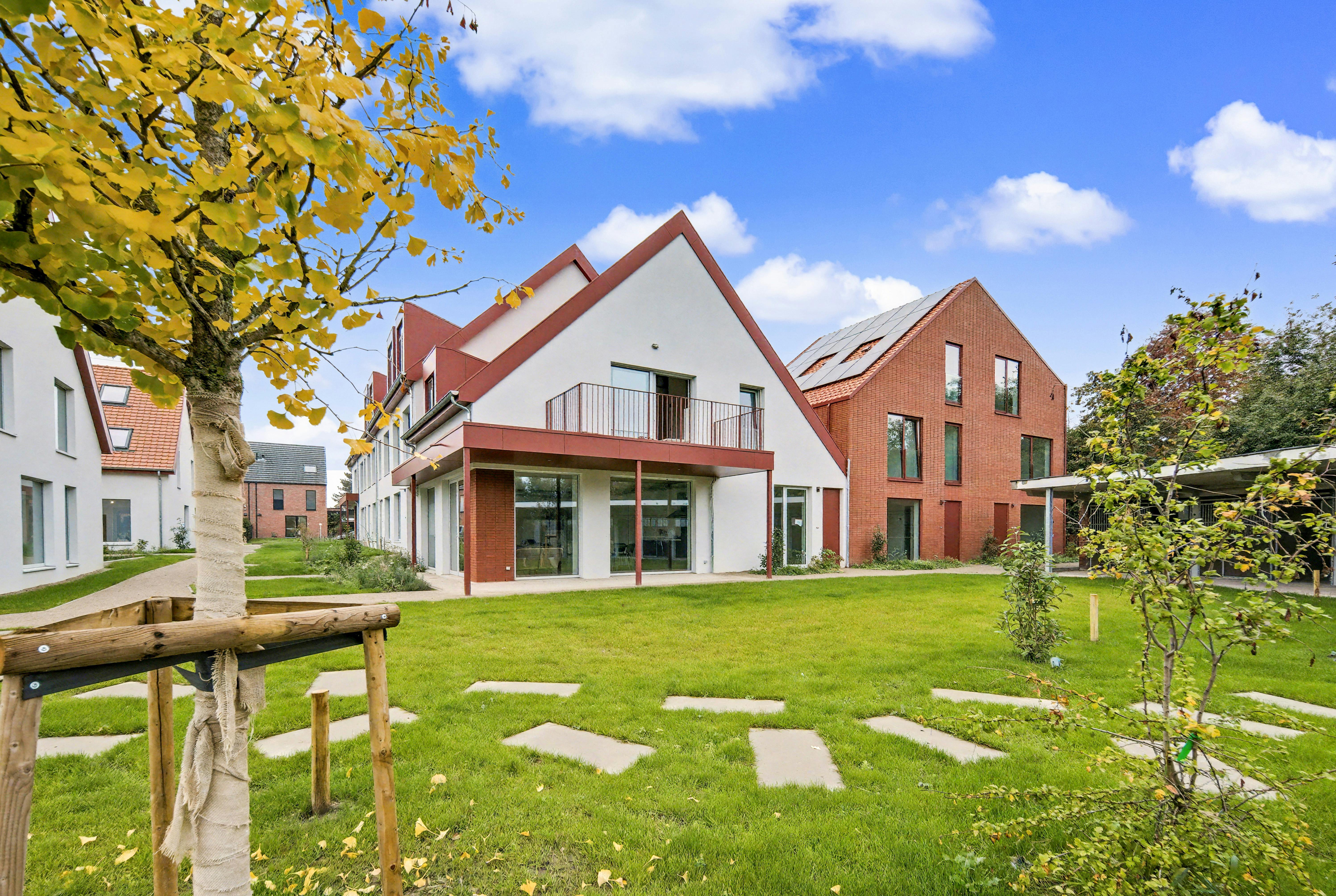 Unieke woning met 3 slaapkamers en twee badkamers foto {{pictureIndex}}