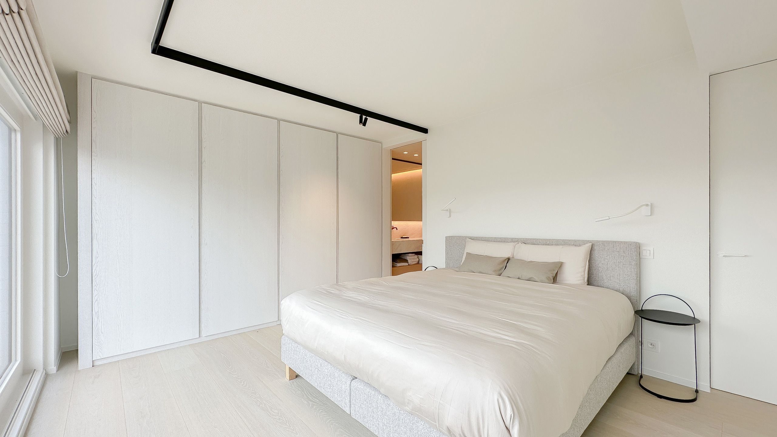 Bijzonder aantrekkelijk DUPLEX-appart., aan het Albertplein. foto 16