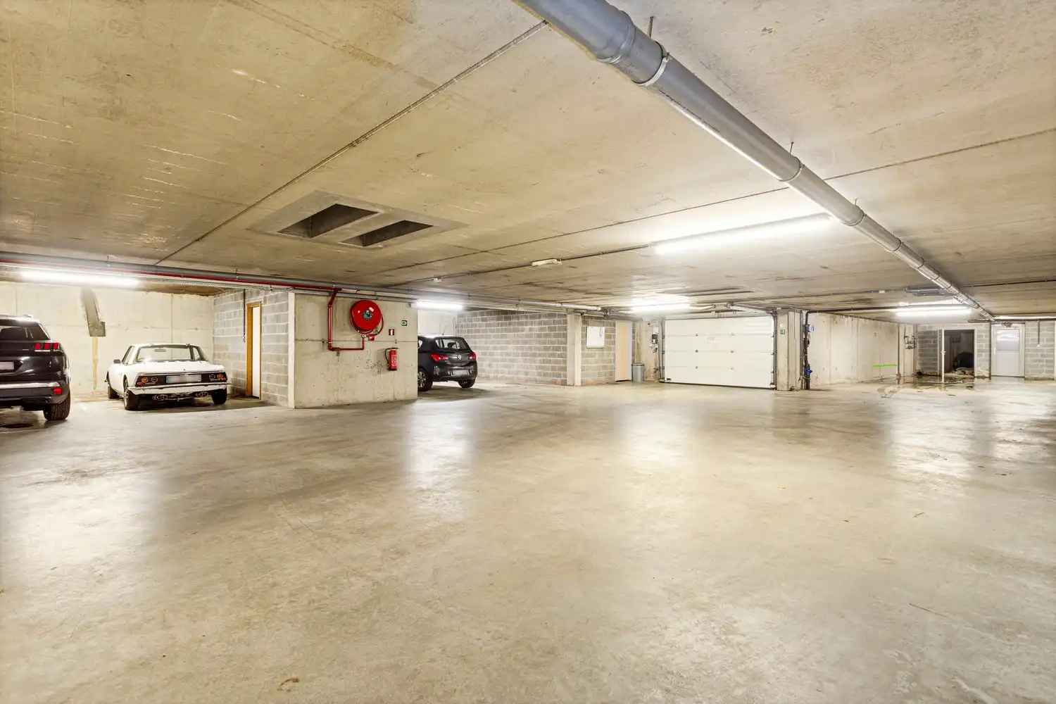 ZEER RUIM DUPLEX APPARTEMENT CENTRUM DIEST MET ZICHT OP PARK! foto 25