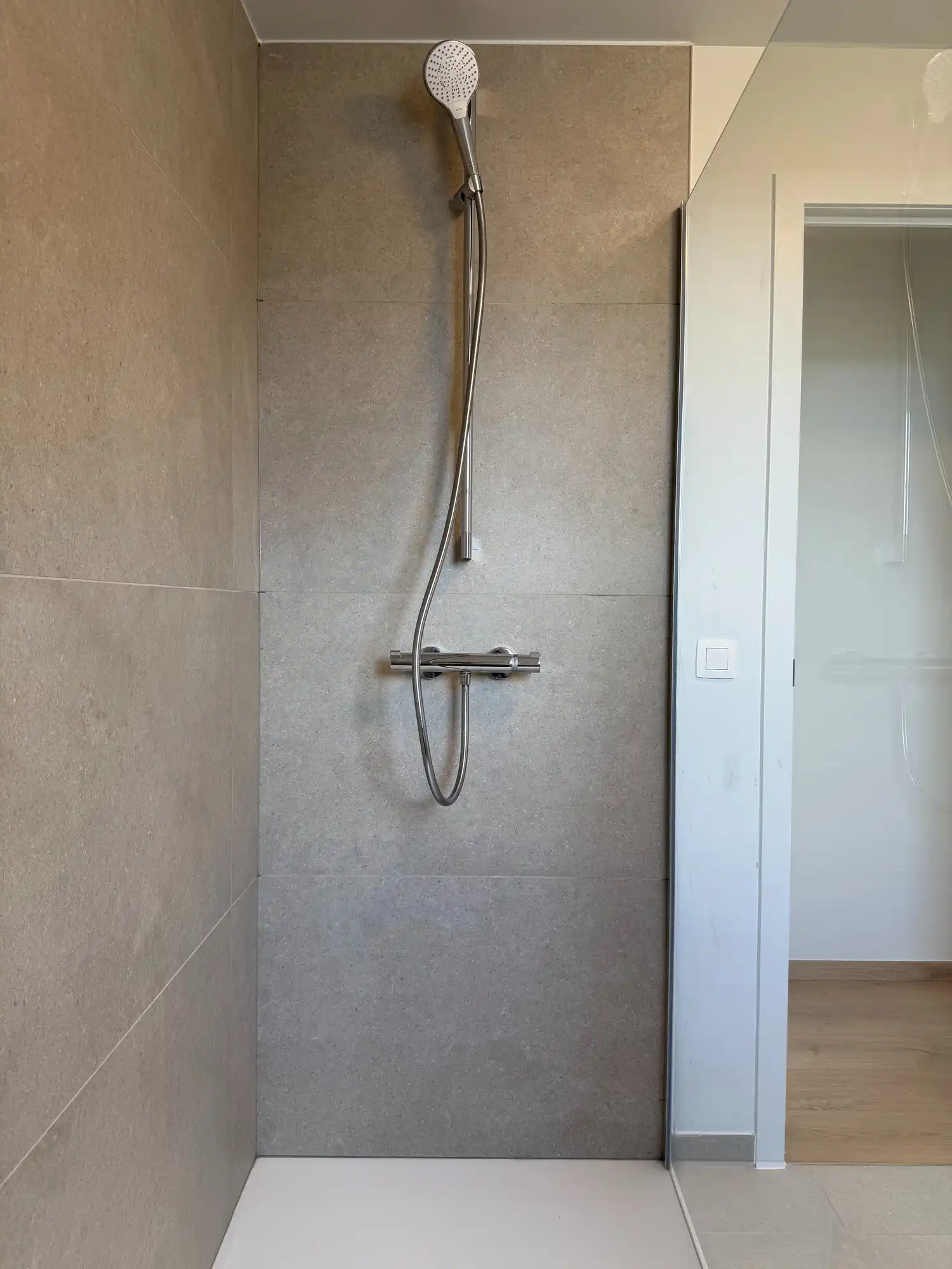 Nieuwgebouwde energiezuinige halfopen woning  | Ritsaard 28 foto 7