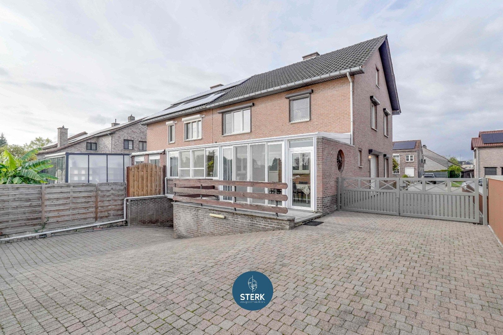 GEZINSWONING MET 236 M² BEWOONBARE OPPERVLAKTE IN HARTJE REKEM !  foto 21