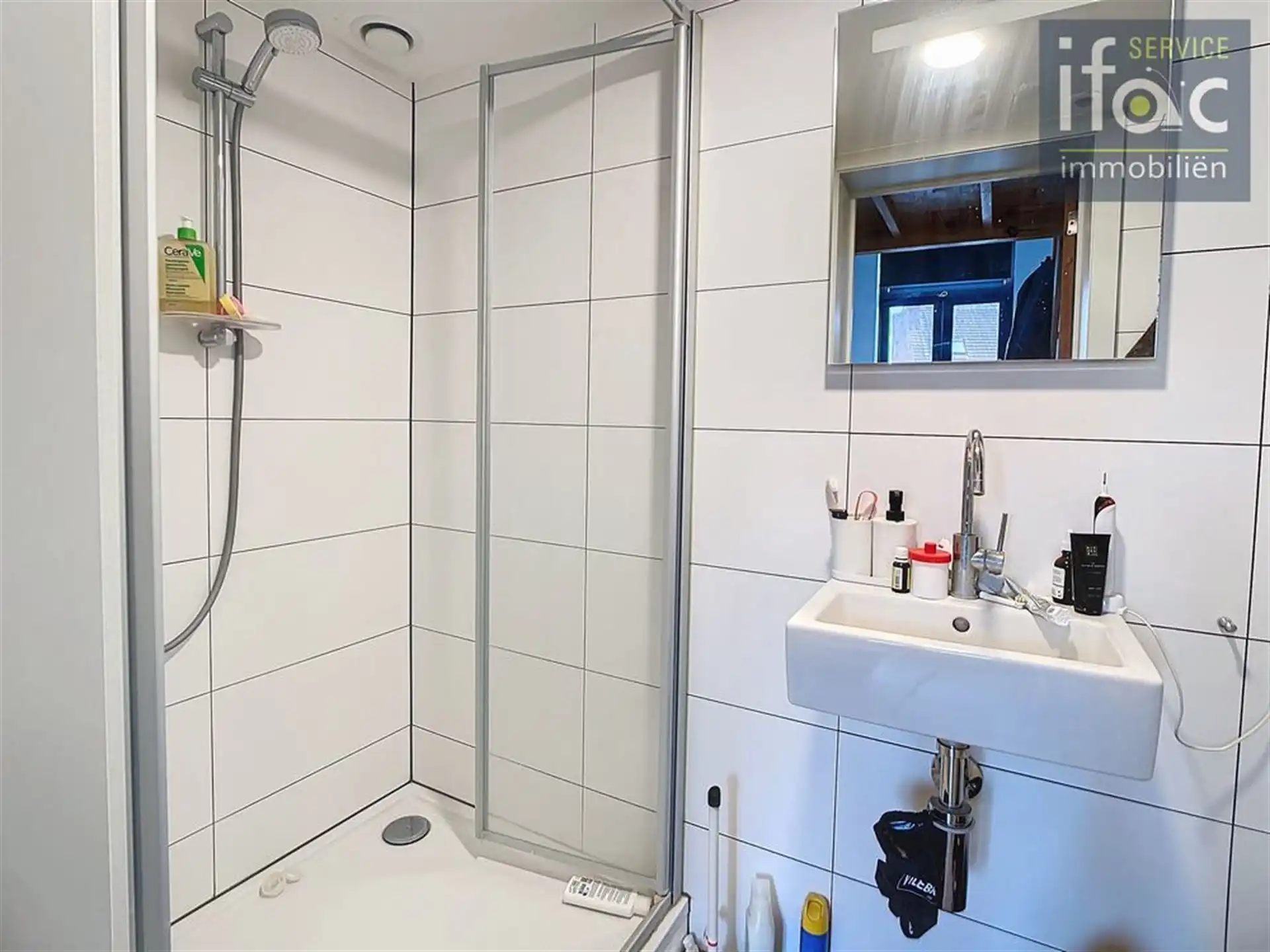 Opbrengsteigendom - Luxe studentenkamers en studio foto 14