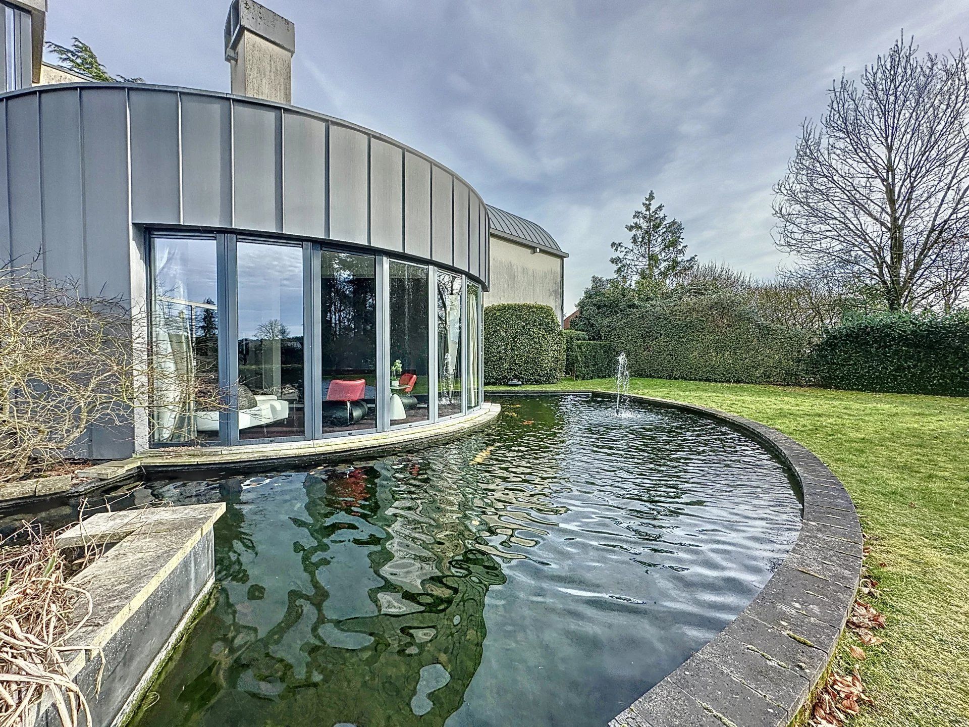 Unieke moderne woning met een dubbele bestemming op een perceel van 29a24ca. foto 77