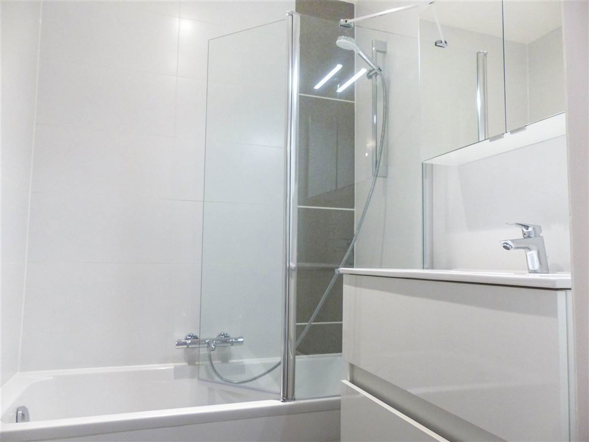 Appartement met 2 Slaapkamers dicht bij het centrum foto 6