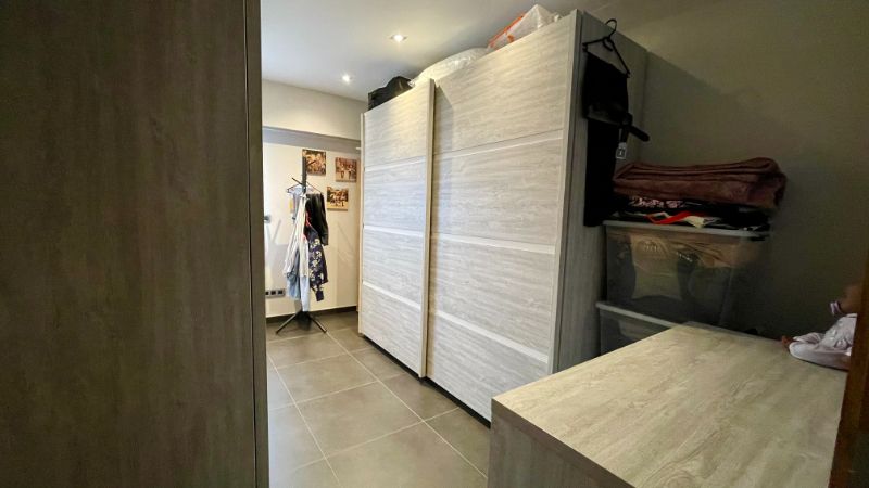 Woning met 3 slaapkamers, polyvalente ruimte, garage en ruim terras foto 9