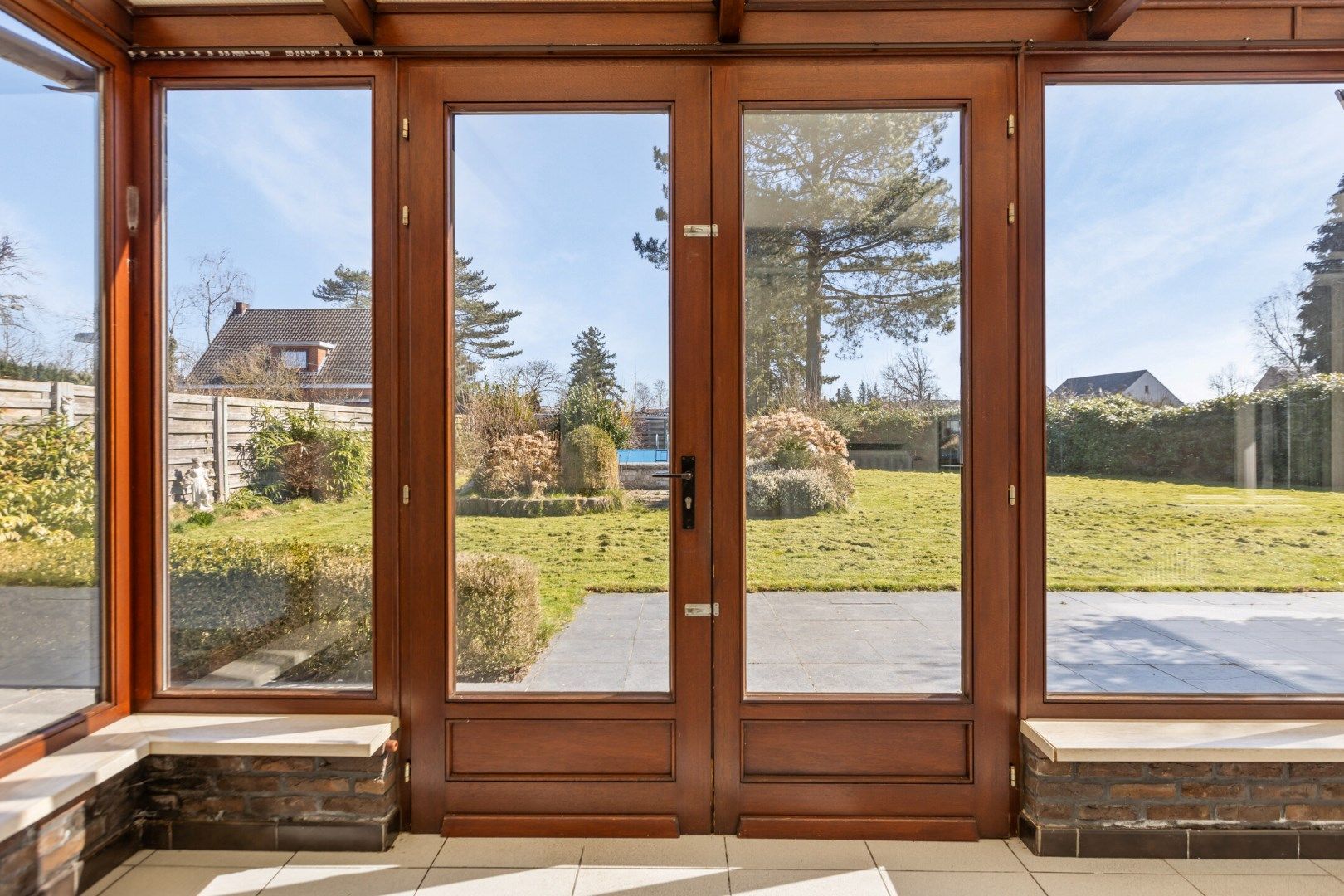 Te renoveren woning met garage en ruime tuin nabij het centrum van Dessel ! foto 24