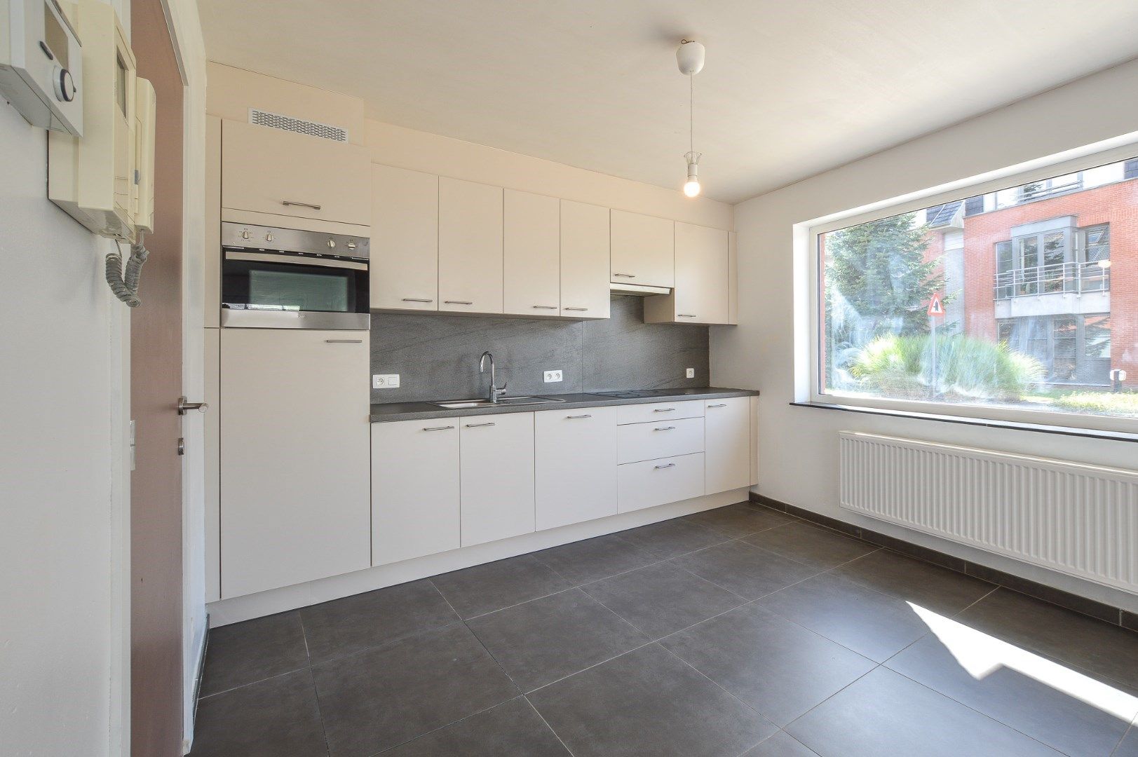 Gelijkvloers appartement met 1 slaapkamer in het hartje van Oudenburg foto 6