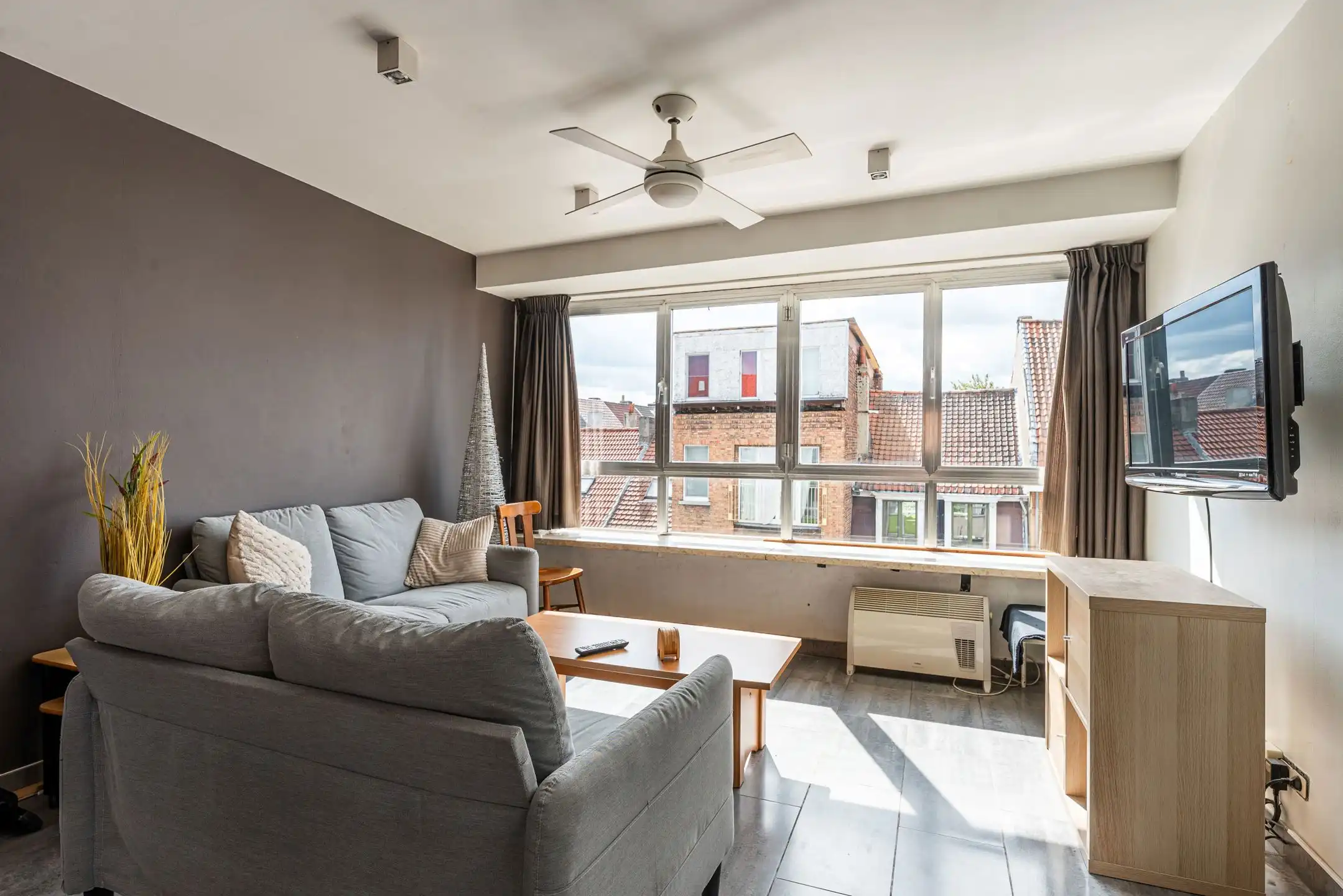 Hoofdfoto van de publicatie: 2-slaapkamer appartement op een steenworp van het historisch centrum. 
