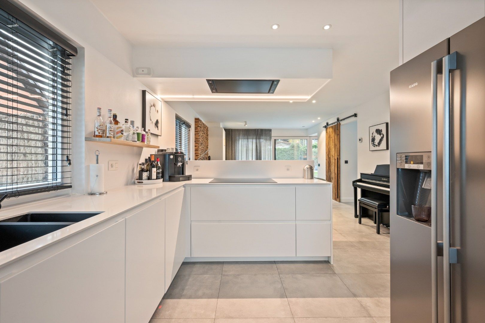 ENERGIEZUINIGE HALFOPEN BEBOUWING MET EPC A, 3-4 SLPKS, GARAGE, OPRIT EN TUIN IN RUSTIGE WIJK foto 9