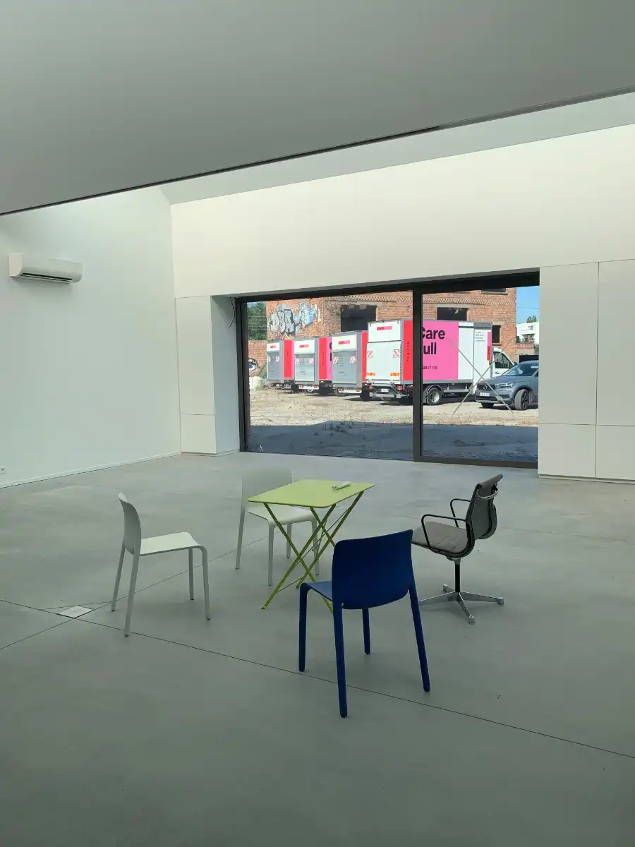 Instapklaar kantoor mét 4 parkings. Vlot bereikbaar foto 9
