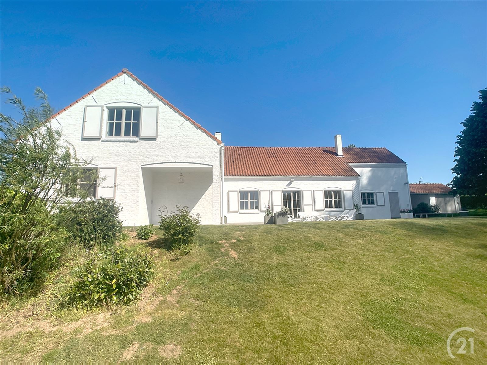 Landhuis met tuin en weide op +/-  78are foto 35
