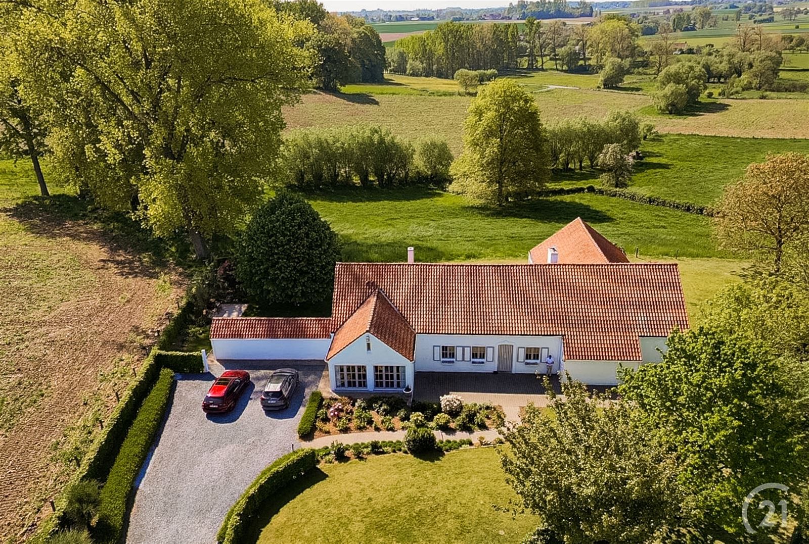 Landhuis met tuin en weide op +/-  78are foto 34