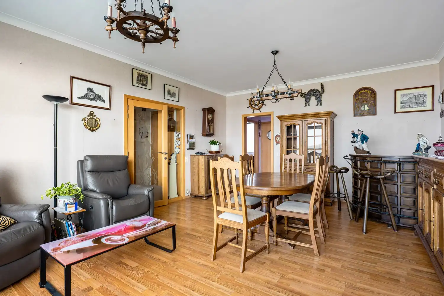 Appartement met 2 slpkrs en lateraal zeezicht nabij het centrum van Bredene foto 5