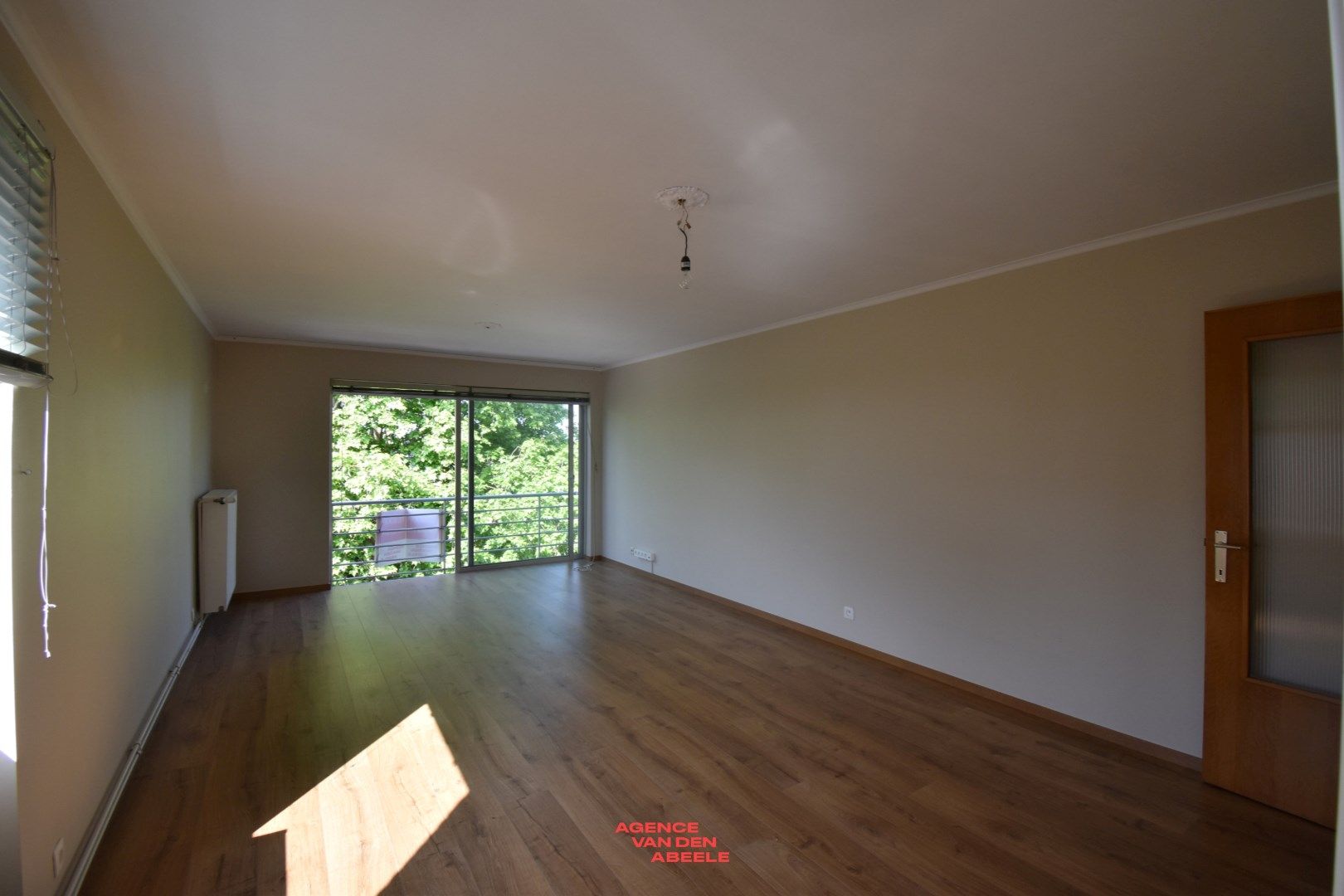 Appartement met 2 slaapkamers en garage te Christus Koning foto 5